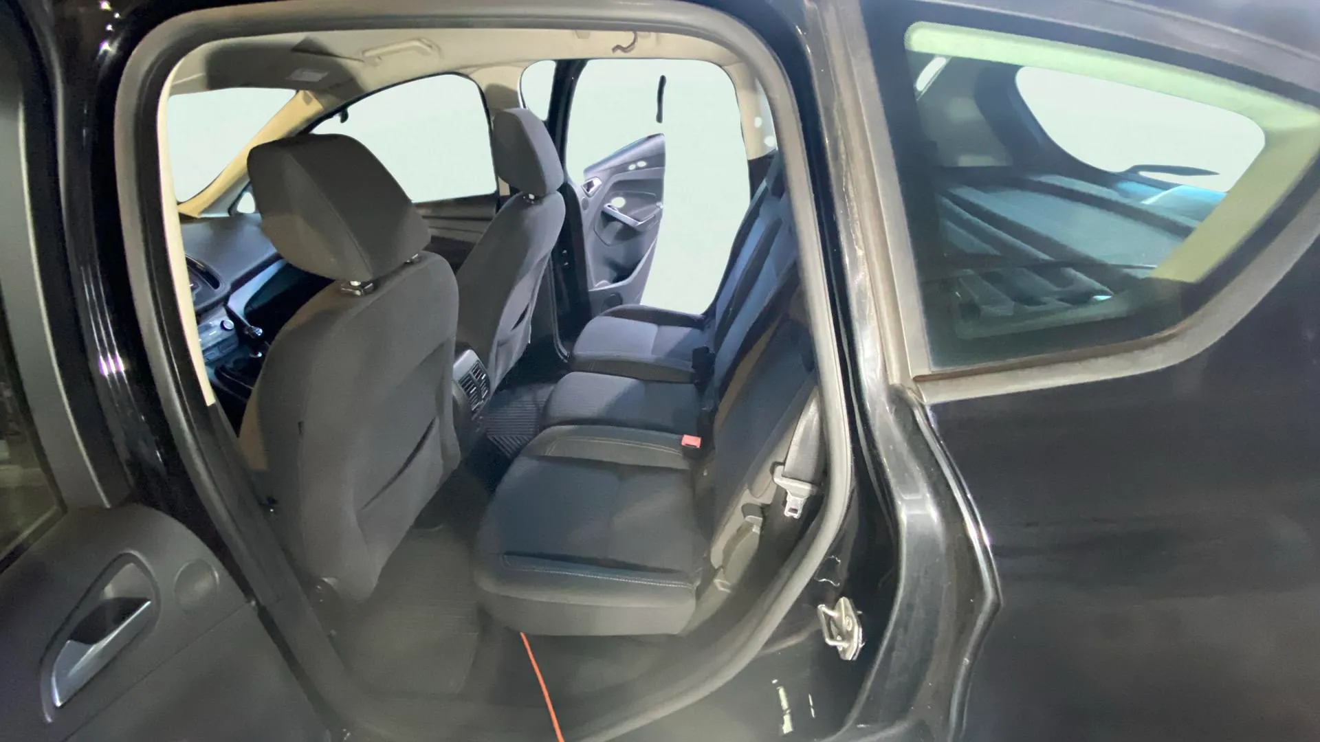 Ford C-Max 1.0 EcoBoost Business - foto 16