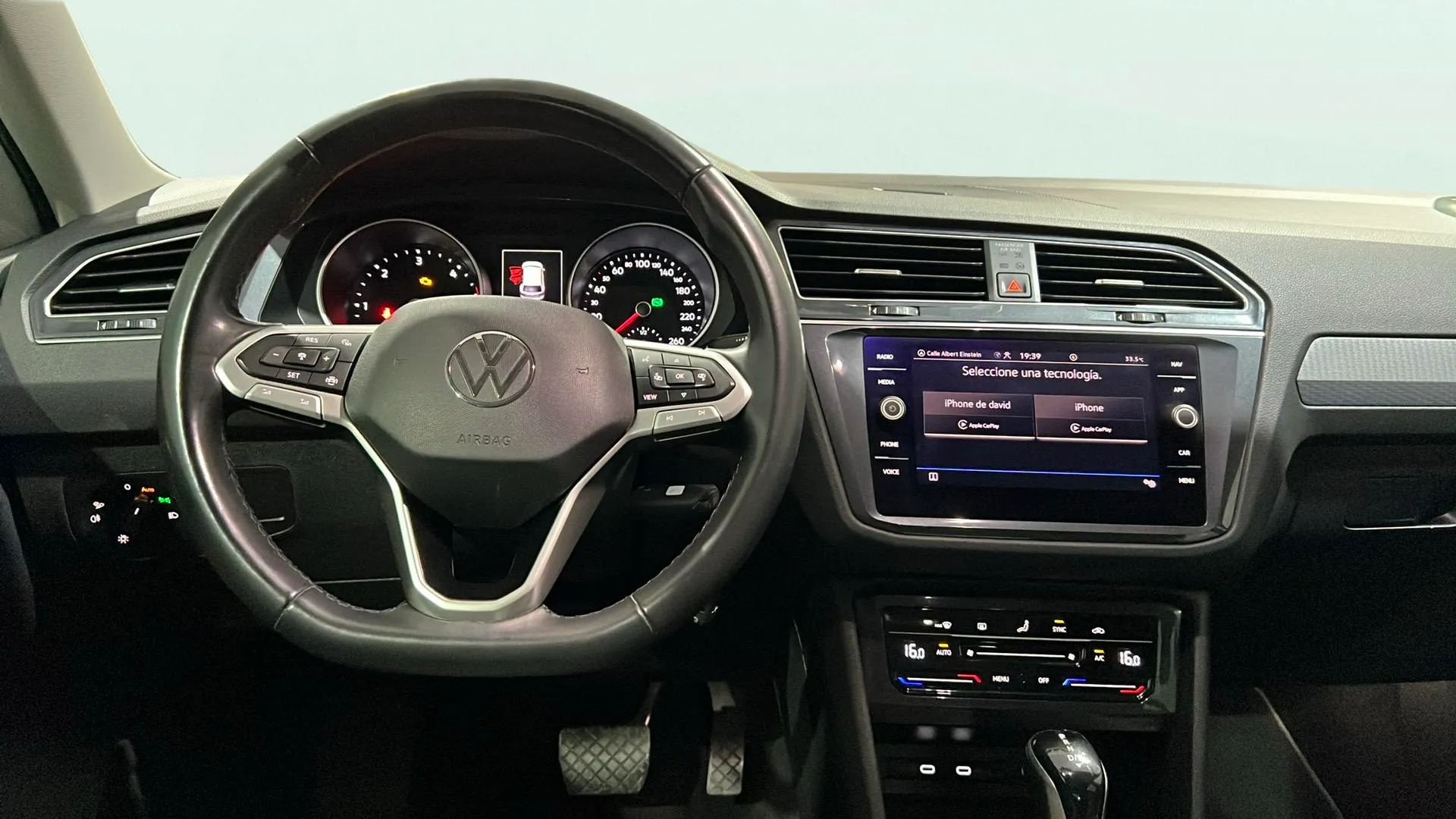 Volkswagen Tiguan Life 2.0 TDI DSG - foto 14