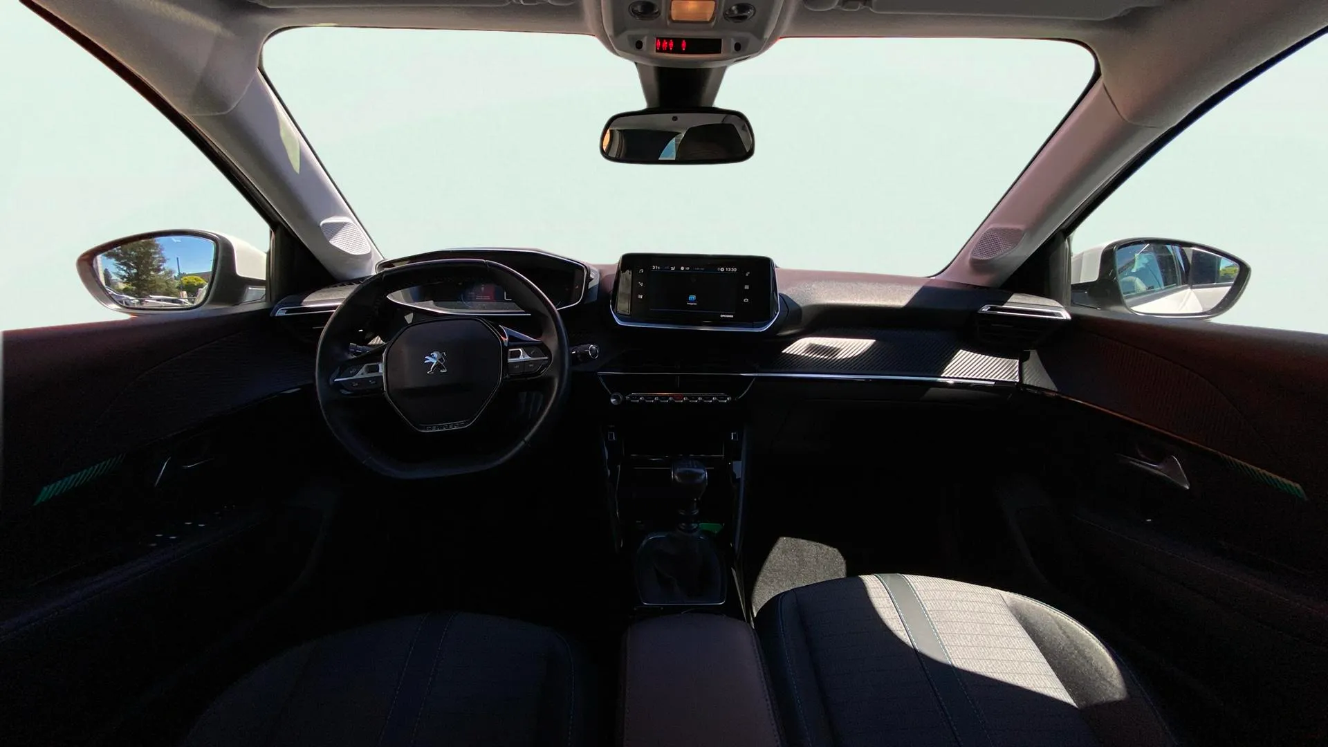 Peugeot 208 PureTech Allure - foto 23