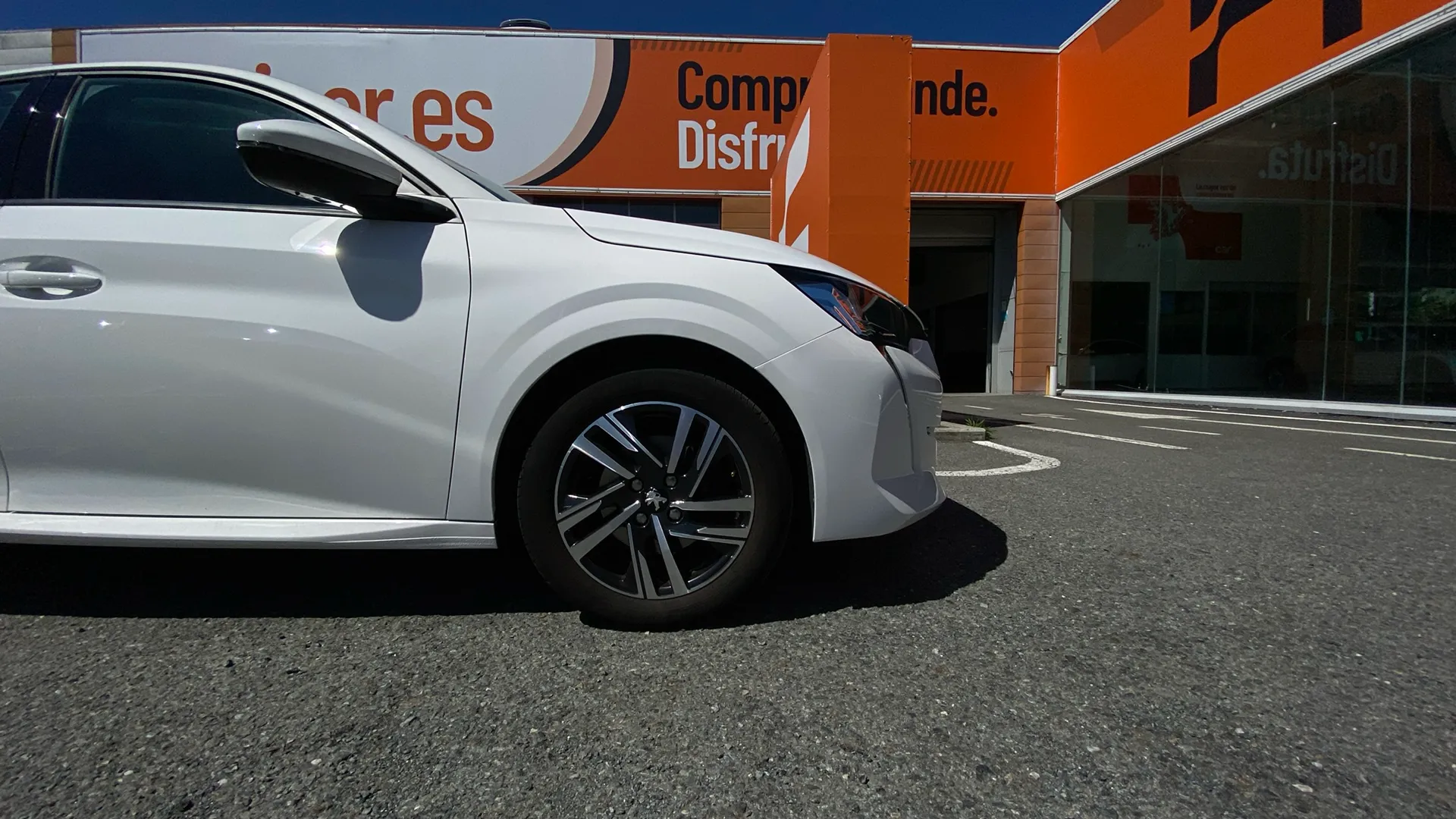 Peugeot 208 PureTech Allure - foto 15