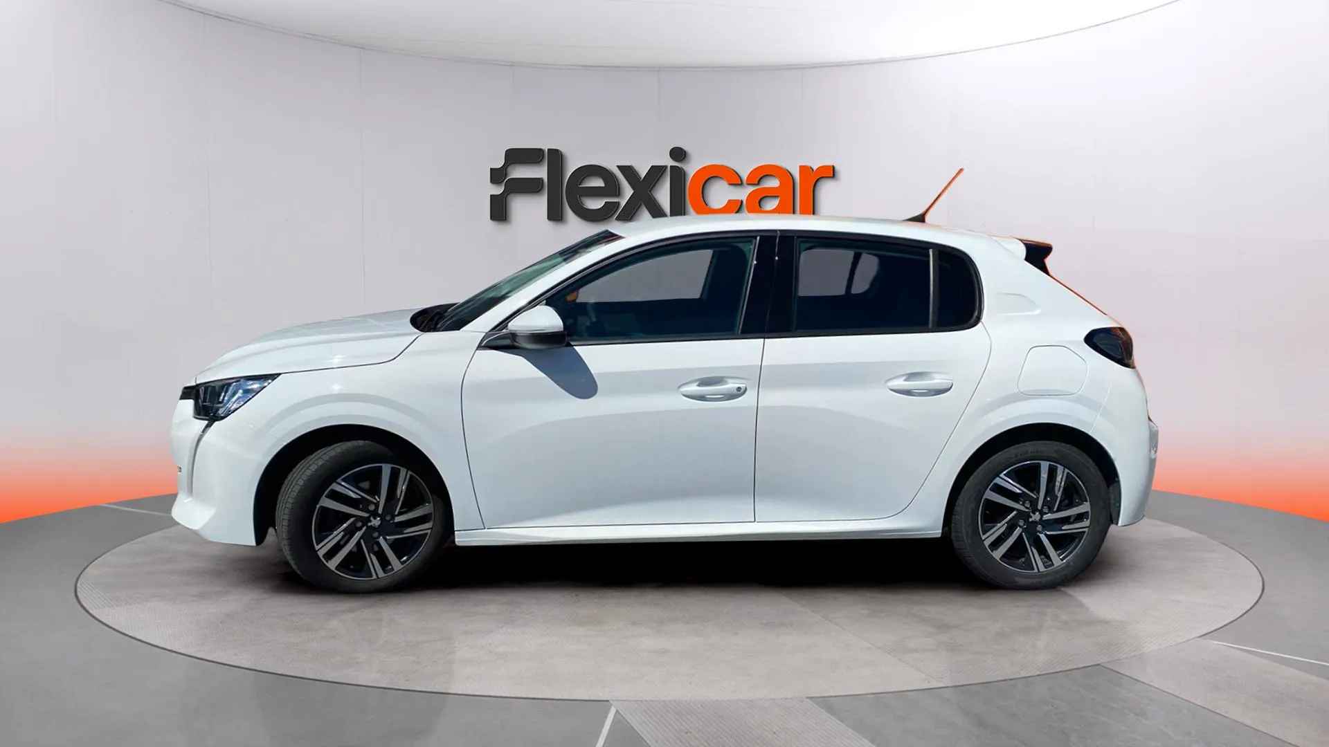 Peugeot 208 PureTech Allure - foto 12