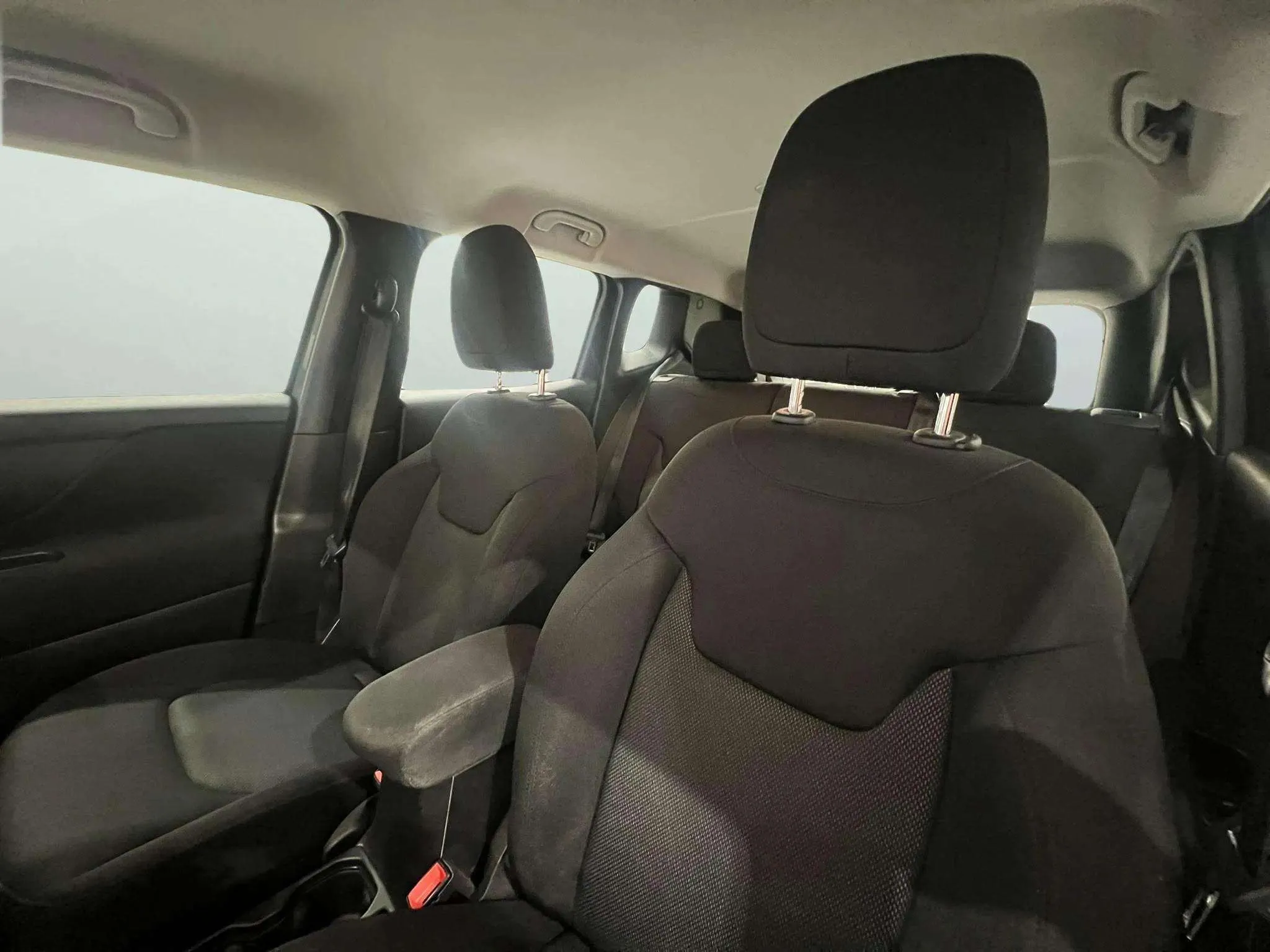 Jeep Renegade Limited 1.0G 120MT6 4x2 - foto 13