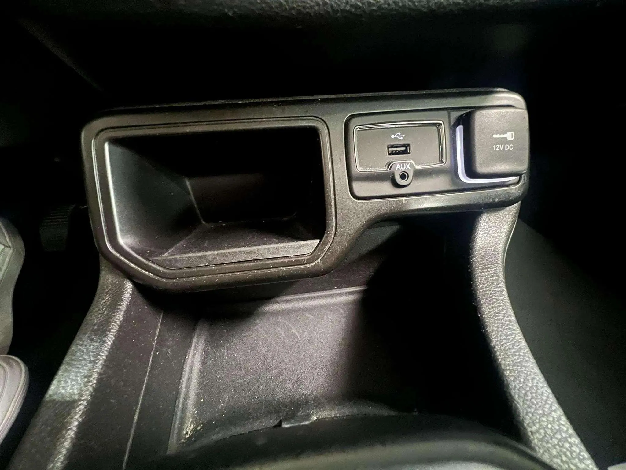 Jeep Renegade Limited 1.0G 120MT6 4x2 - foto 25
