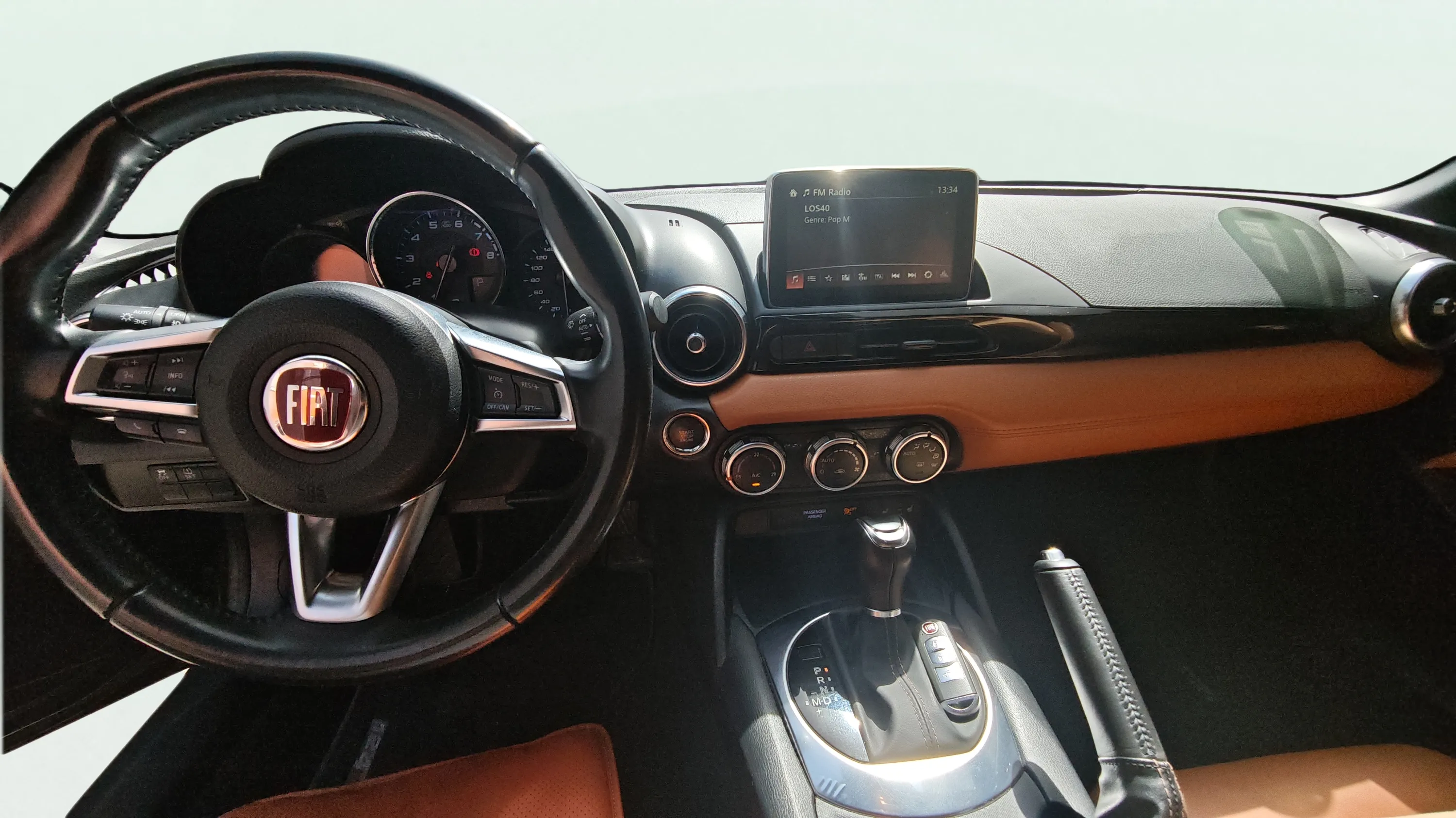 Fiat 124 Spider Lusso - foto 6