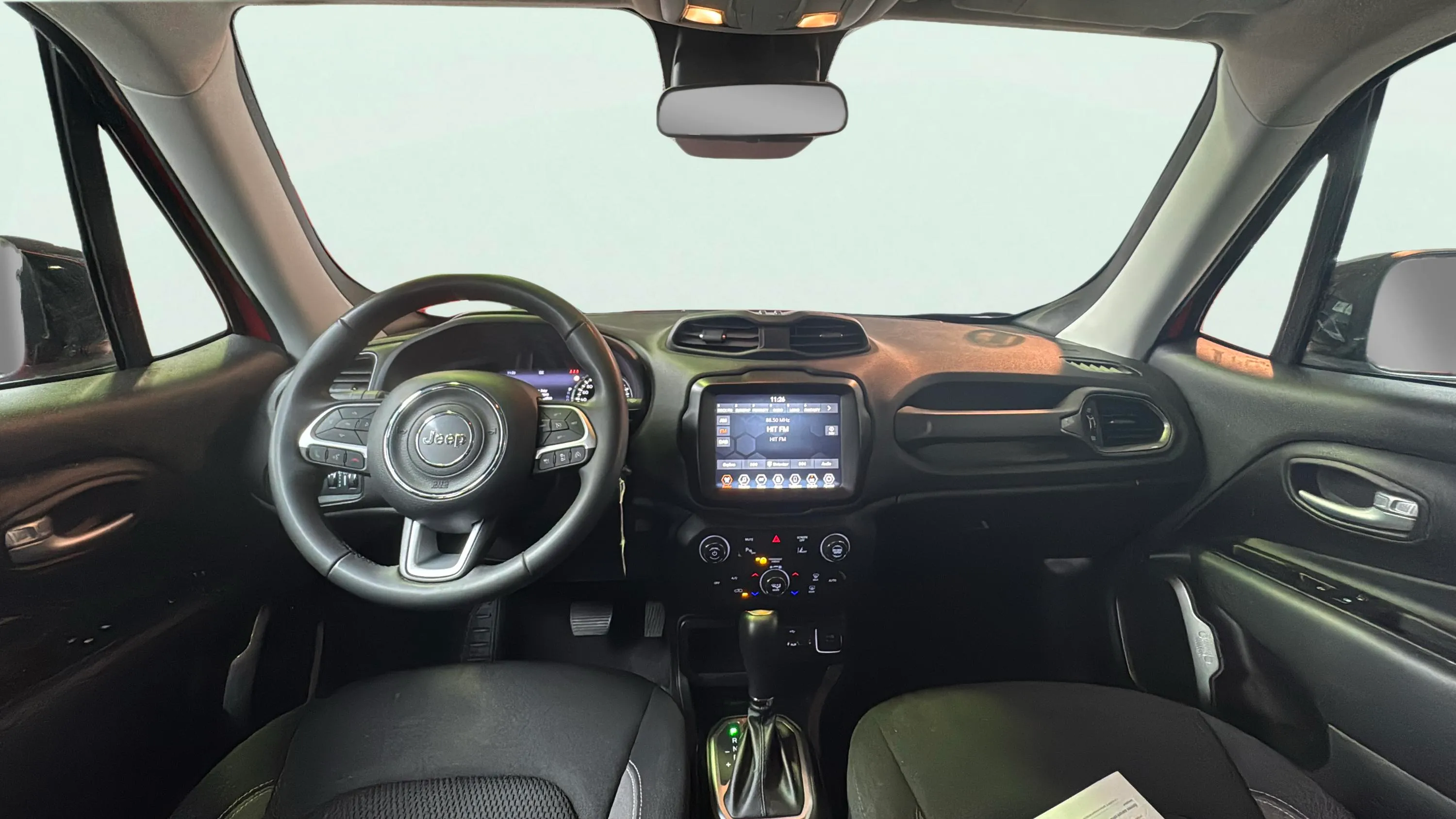 Jeep Renegade eHybrid 1.5 Limited ATX - foto 9