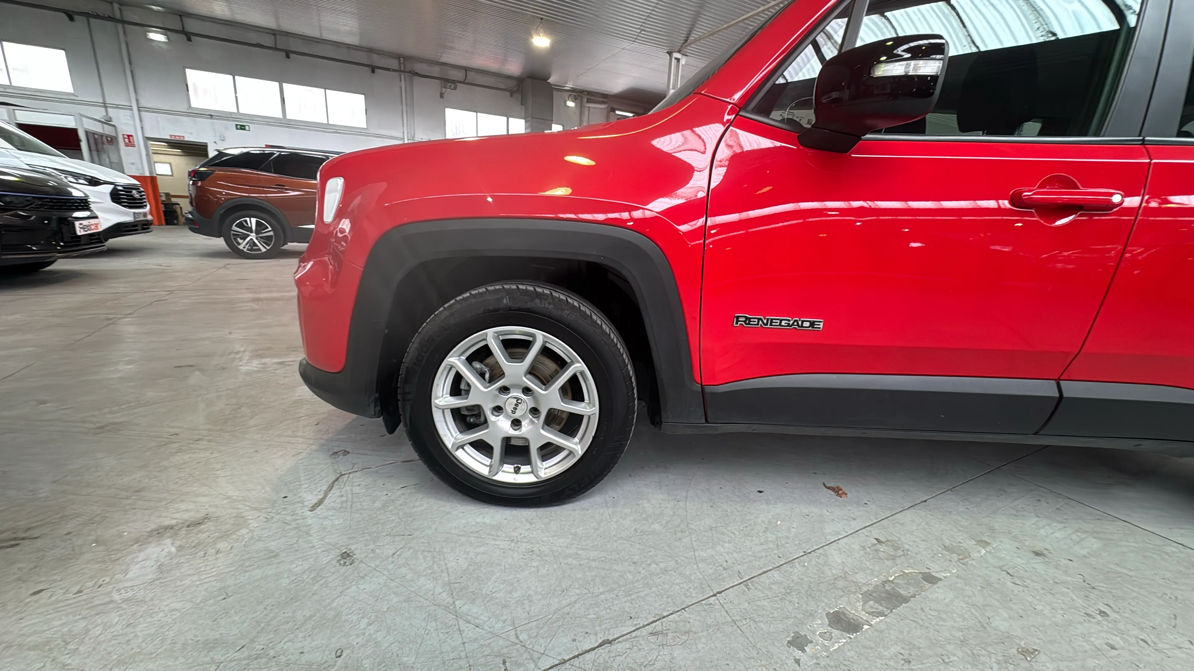 Jeep Renegade eHybrid 1.5 Limited ATX - foto 19