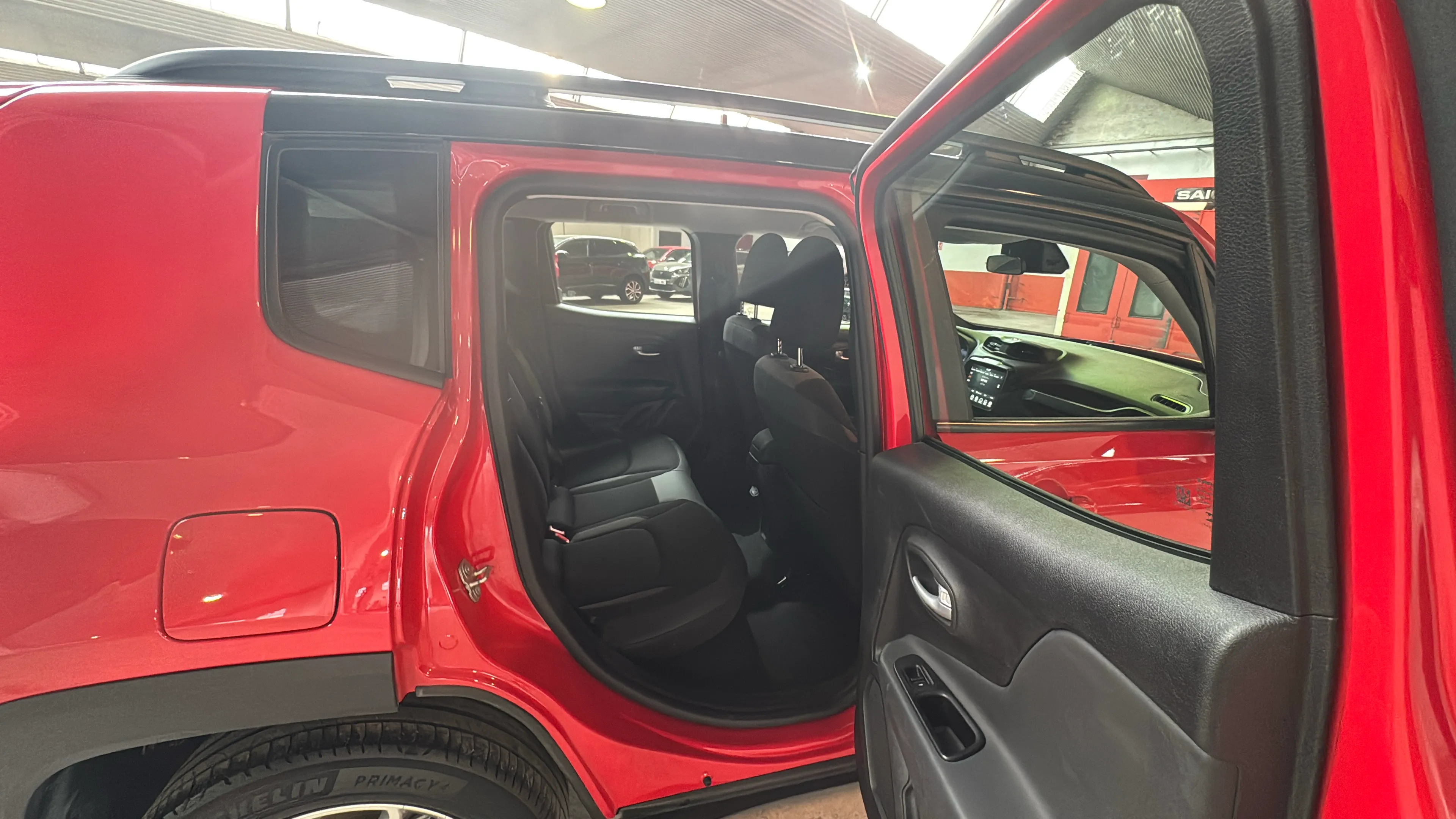 Jeep Renegade eHybrid 1.5 Limited ATX - foto 14