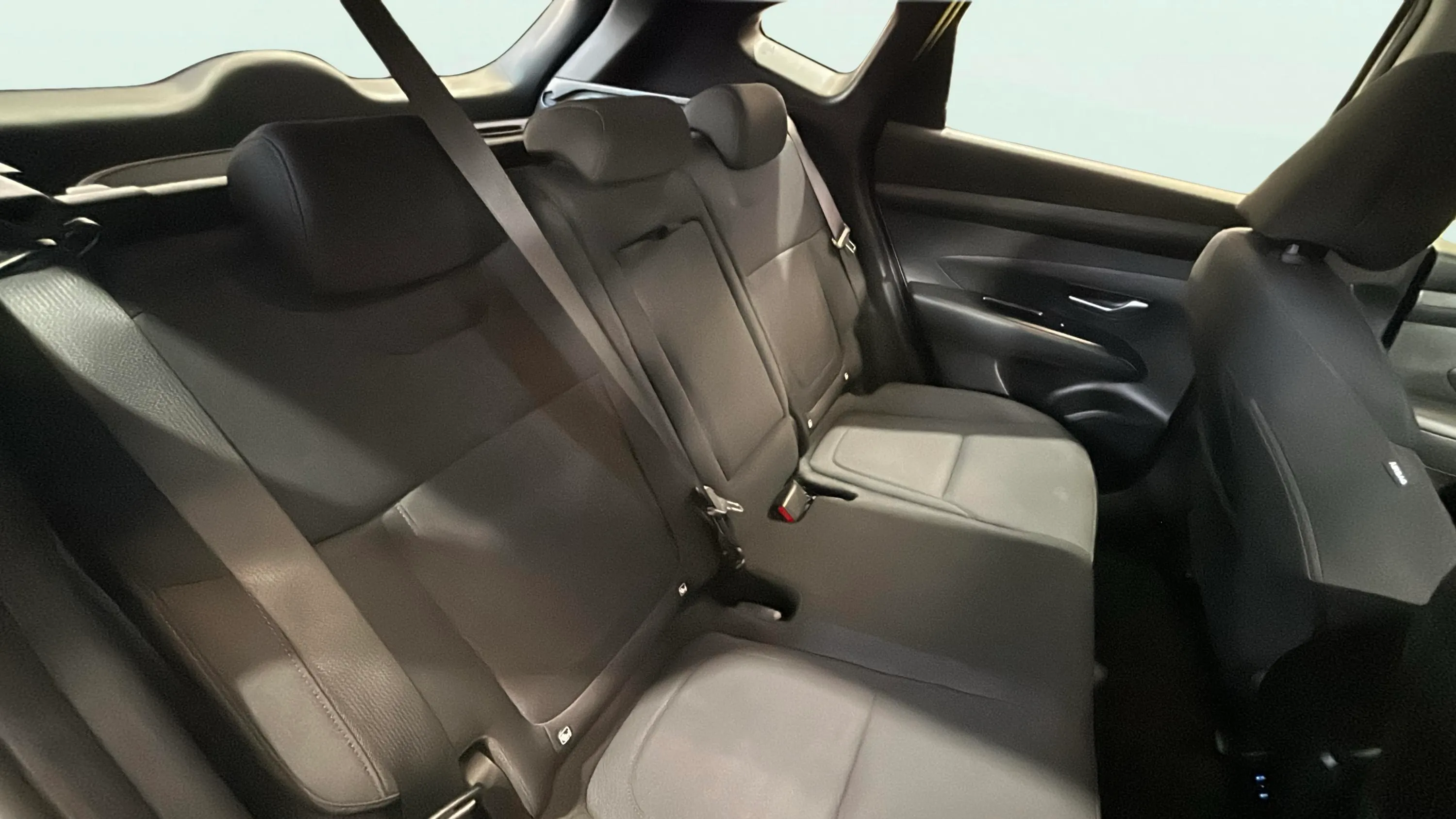 Hyundai Tucson 1.6T HEV Klass - foto 15
