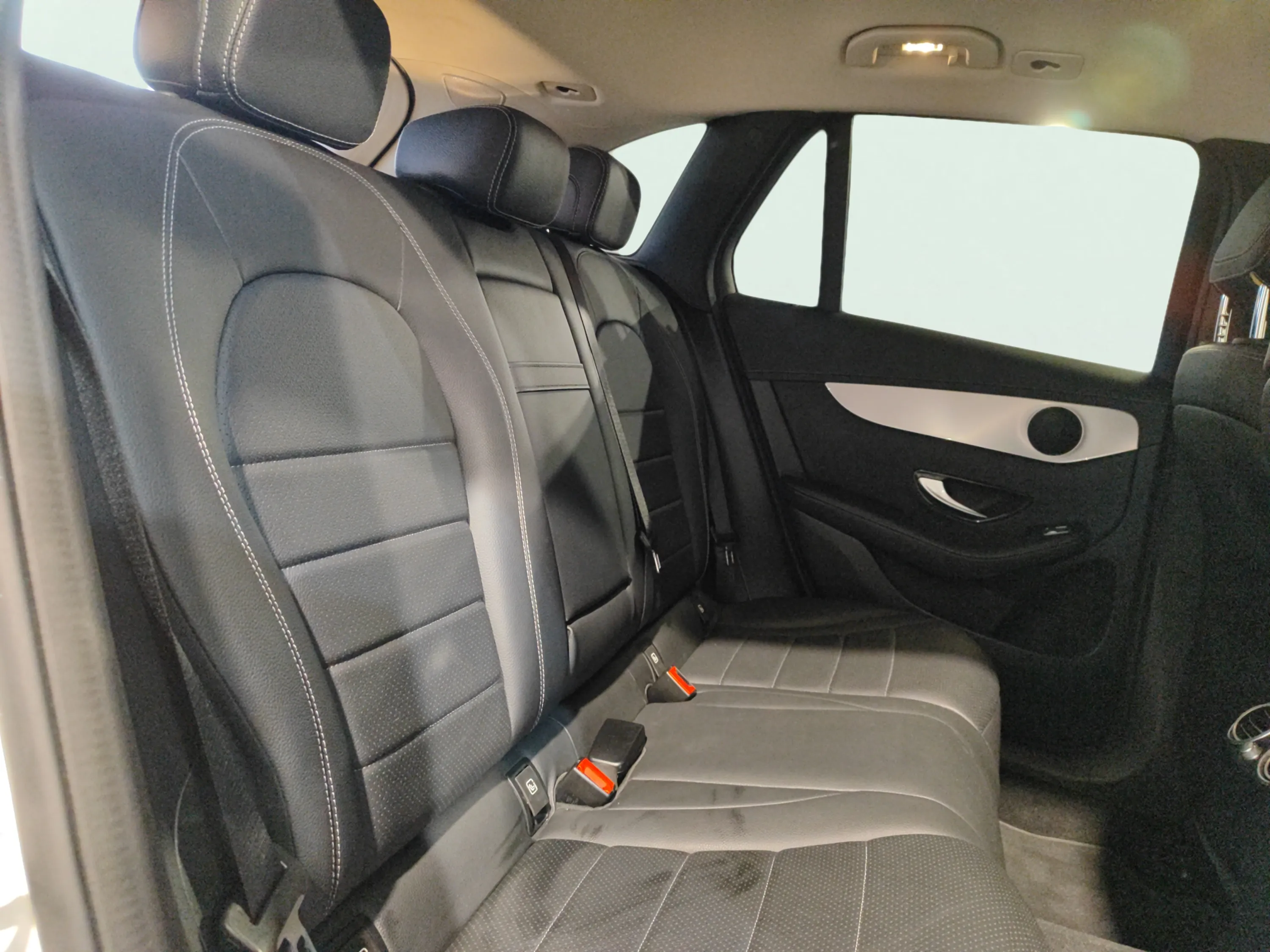 Mercedes-Benz GLC 200 d 4MATIC - foto 10