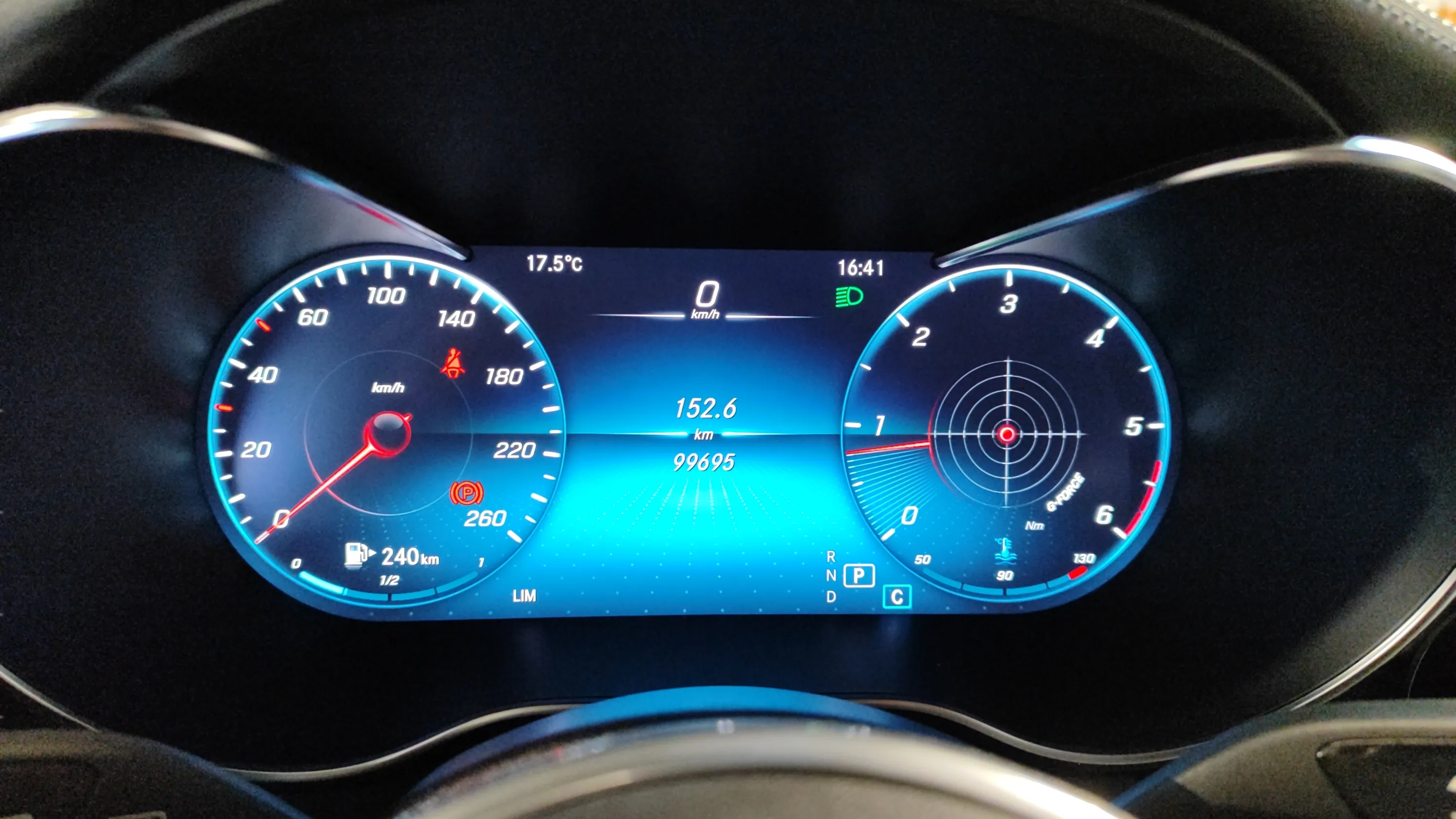 Mercedes-Benz GLC 200 d 4MATIC - foto 13