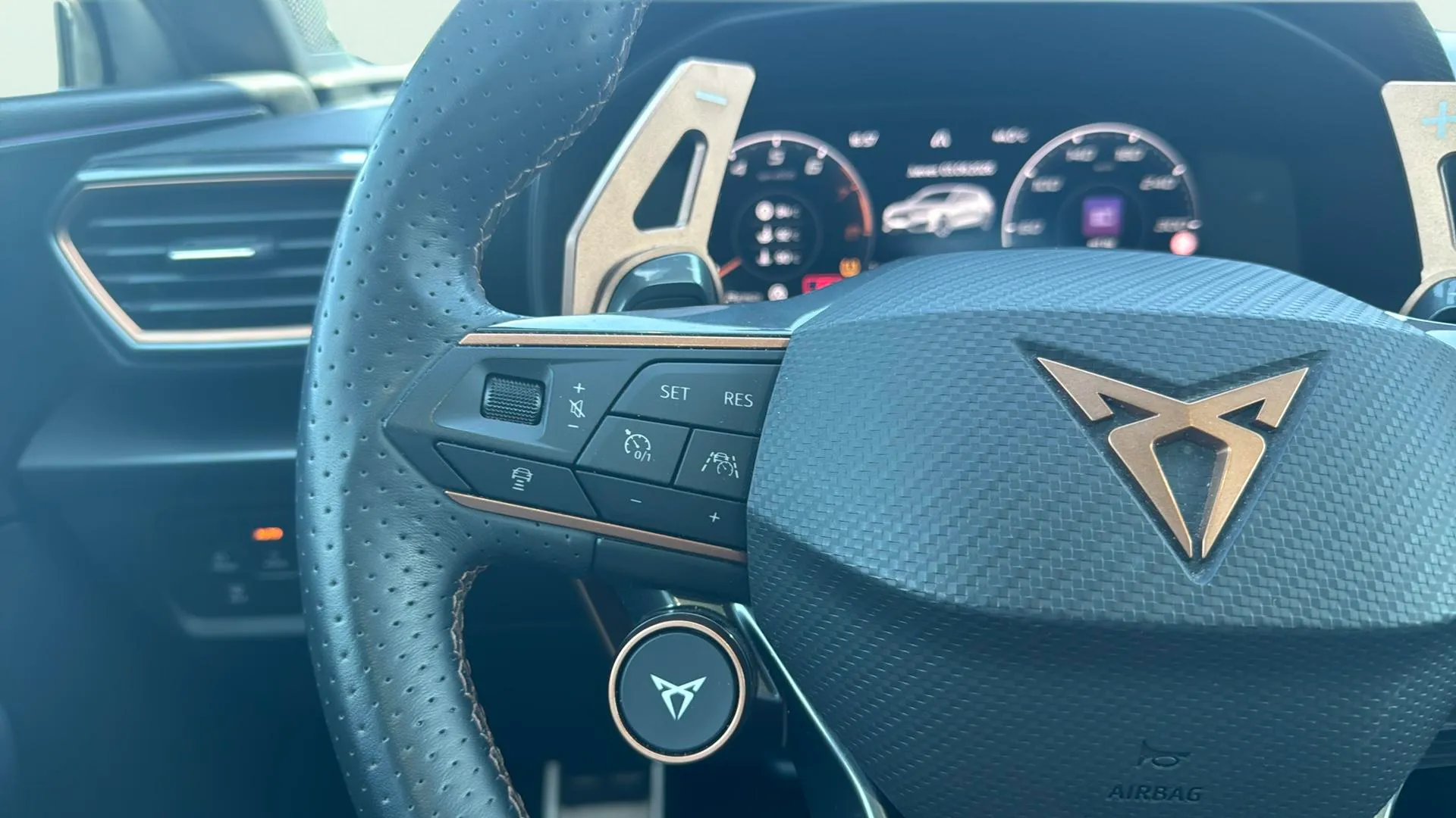 Cupra León 2.0 TSI DSG - foto 20