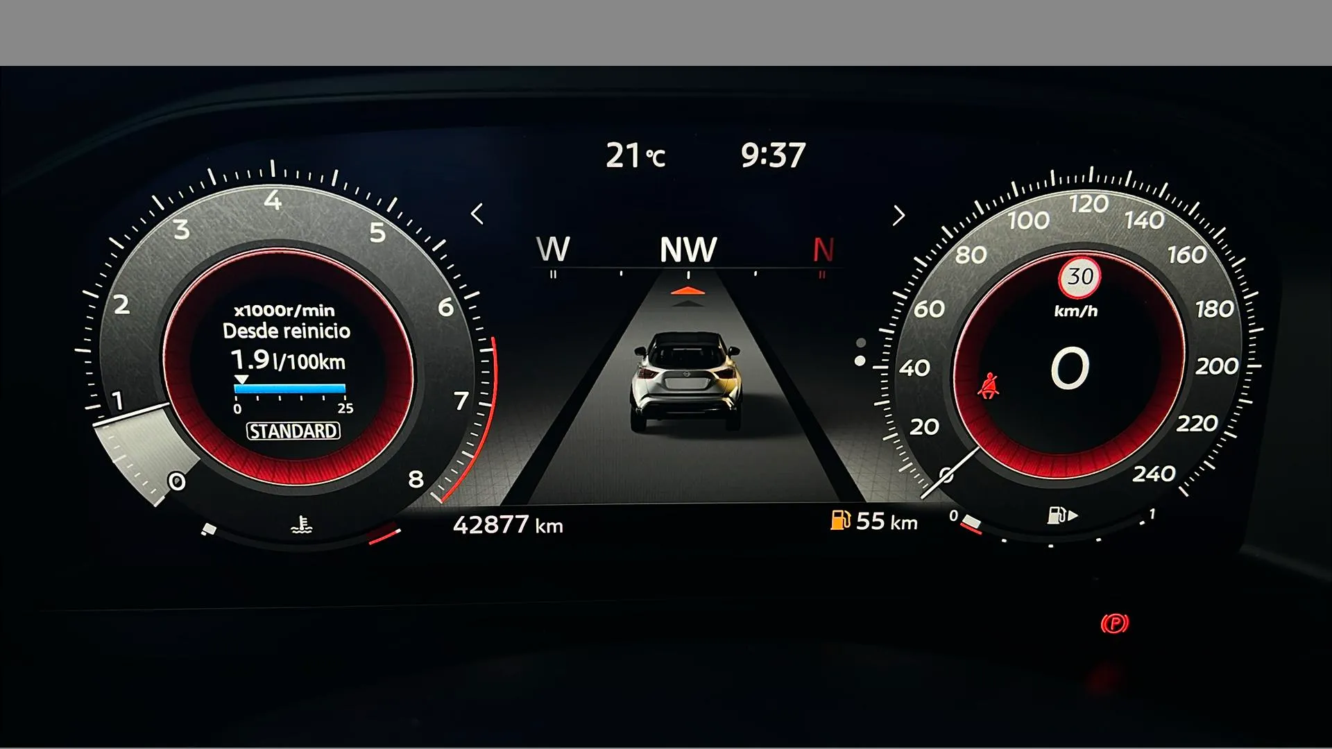 Nissan Juke DIG-T 6M/T N-Connecta - foto 16