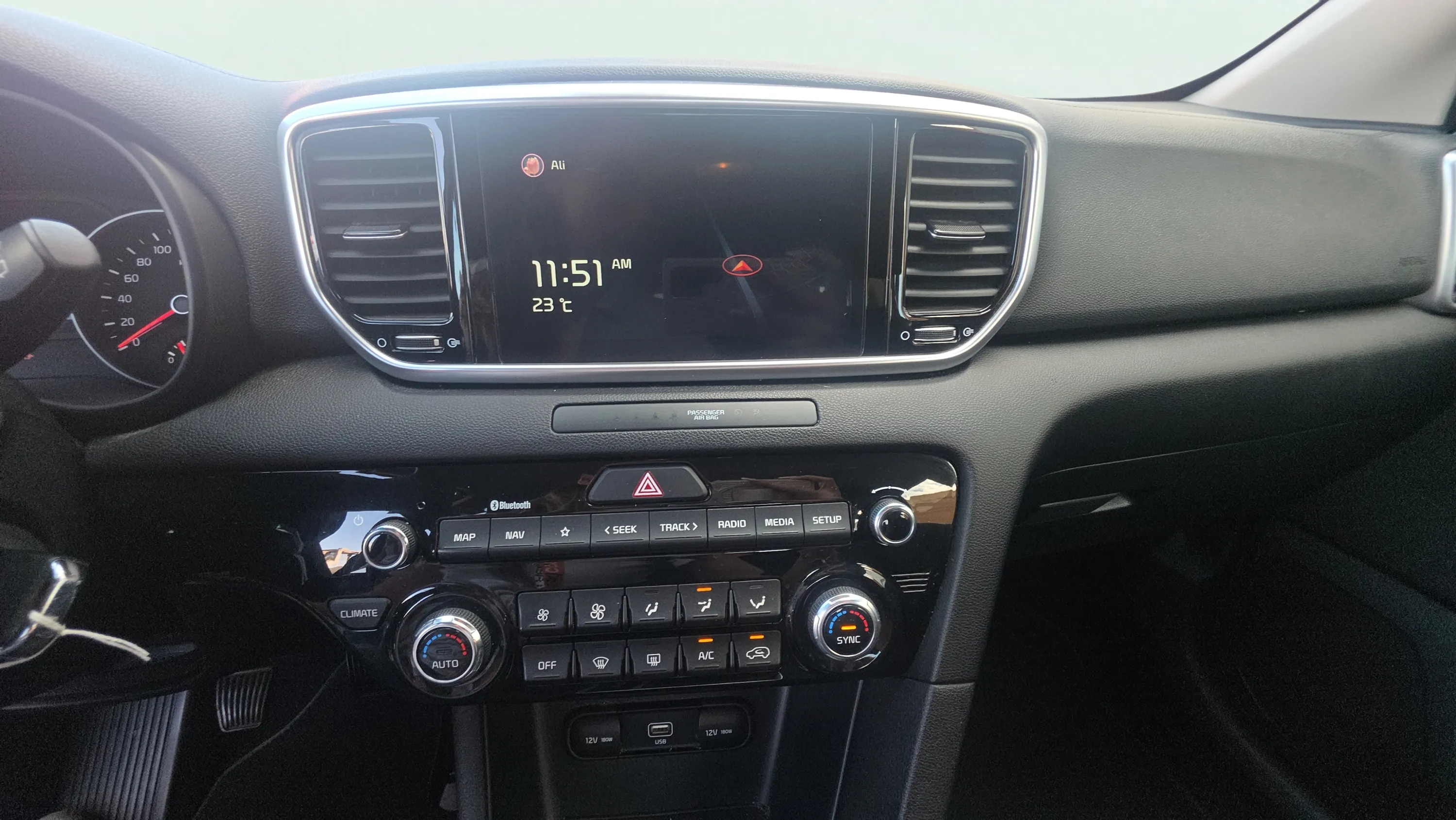 Kia Sportage 1.6 MHEV Business 4x2 - foto 11