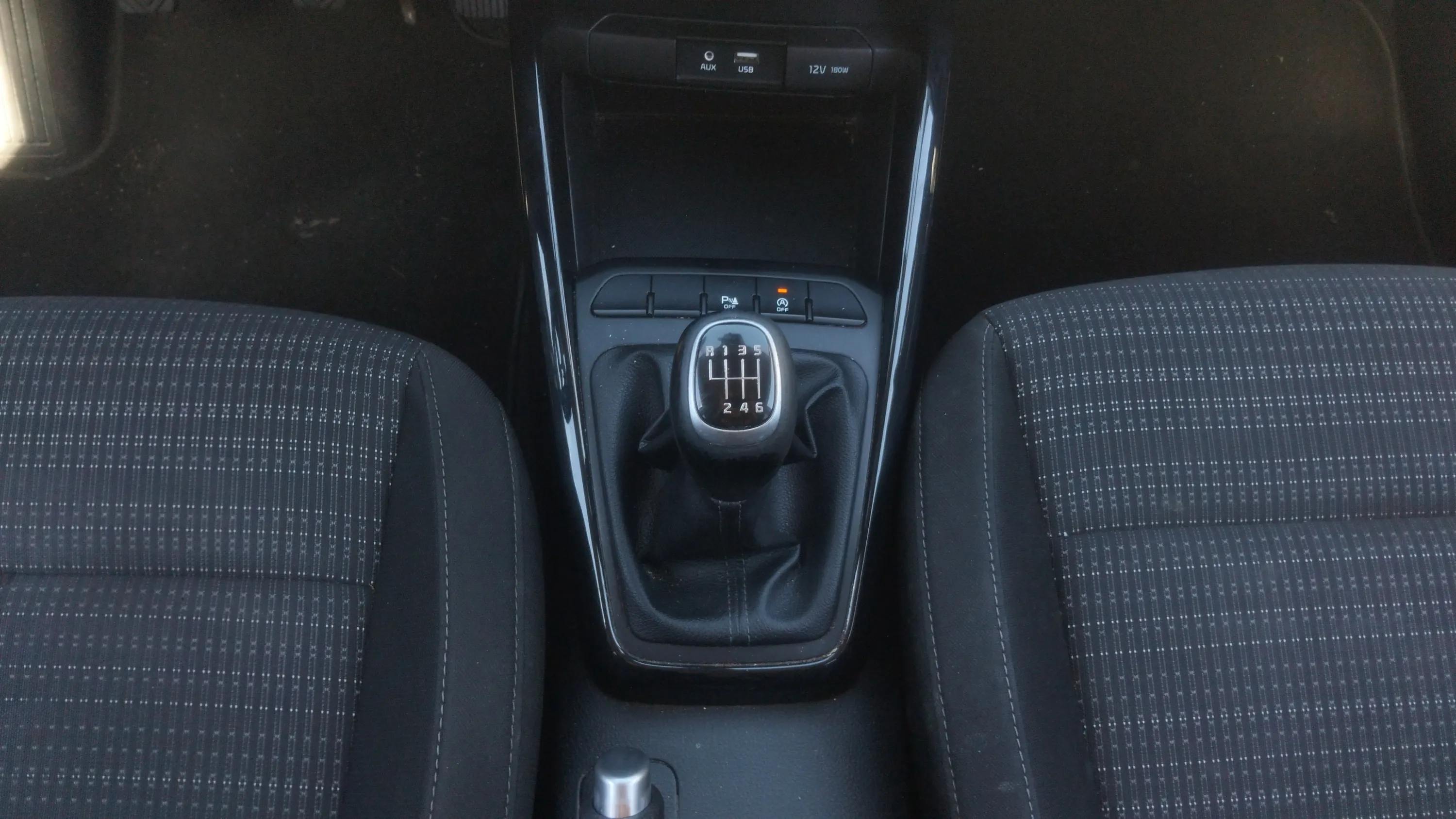 Kia Stonic 1.0 T-GDi Drive - foto 23