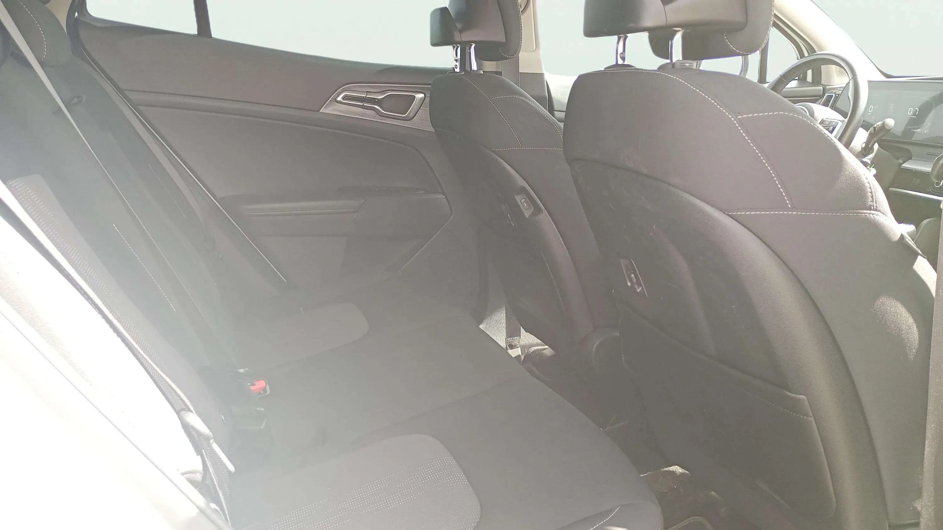 Kia Sportage 1.6 T-GDi Drive 4x2 - foto 14