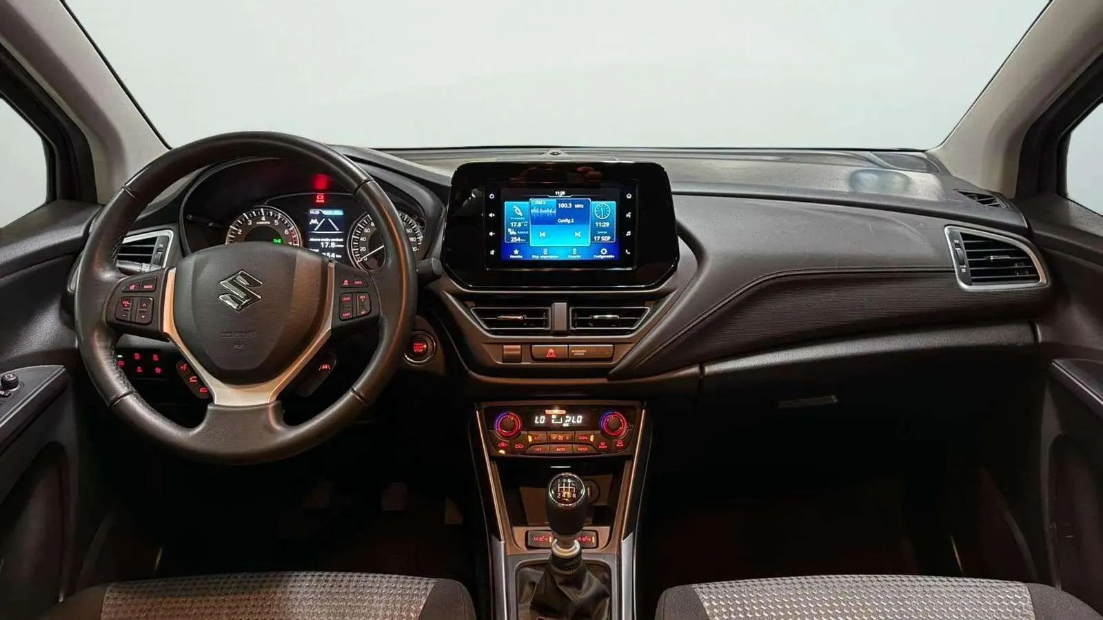 Suzuki S-Cross 1.4T S2 4WD Mild Hybrid - foto 9