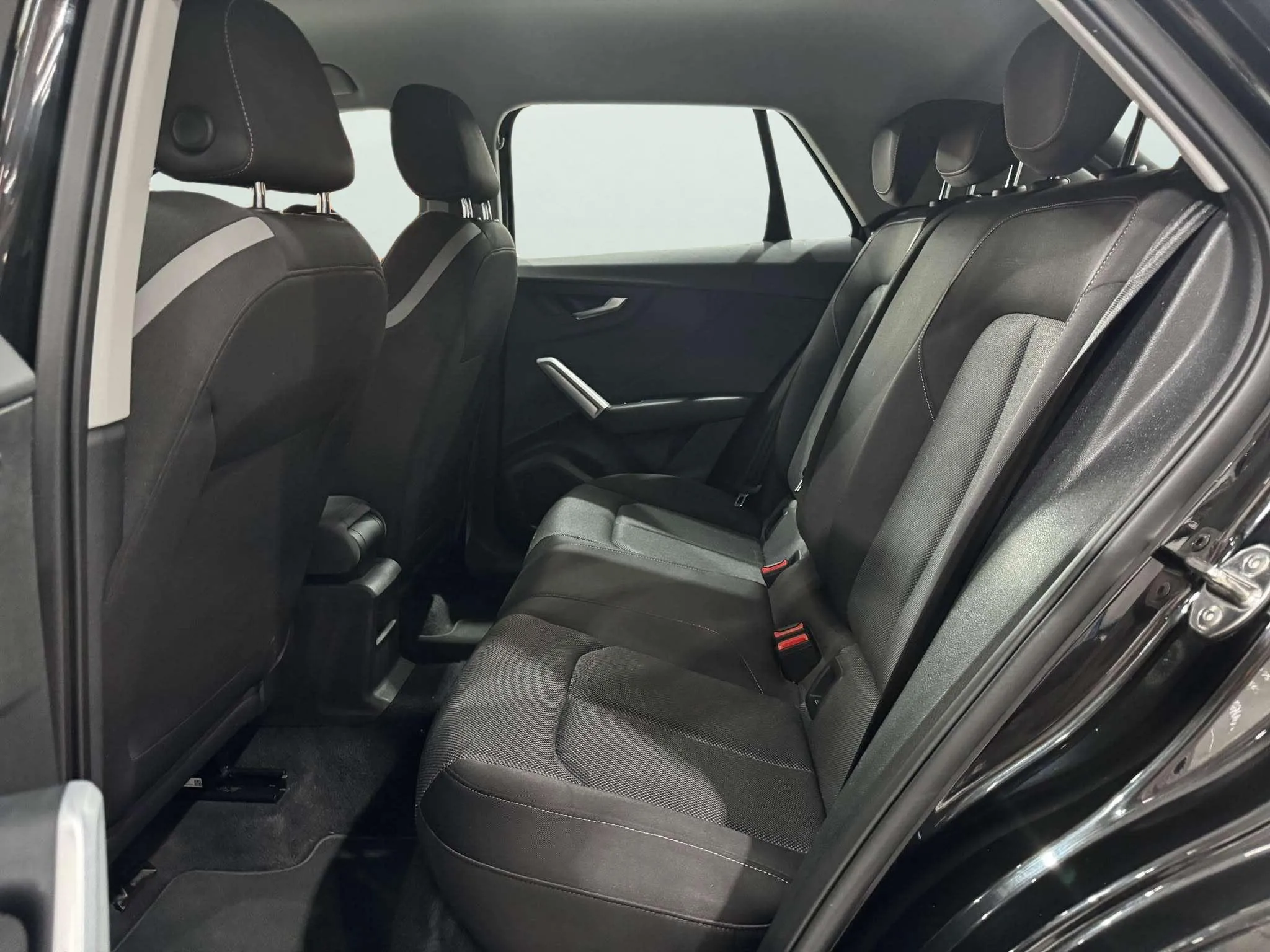 Audi Q2 Sport 35 TFSI - foto 23