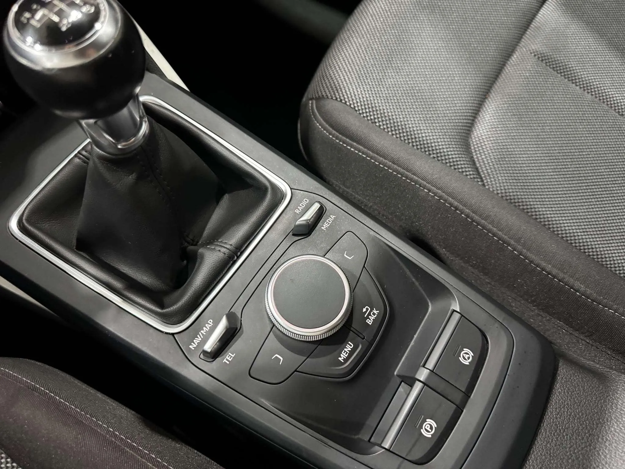 Audi Q2 Sport 35 TFSI - foto 21