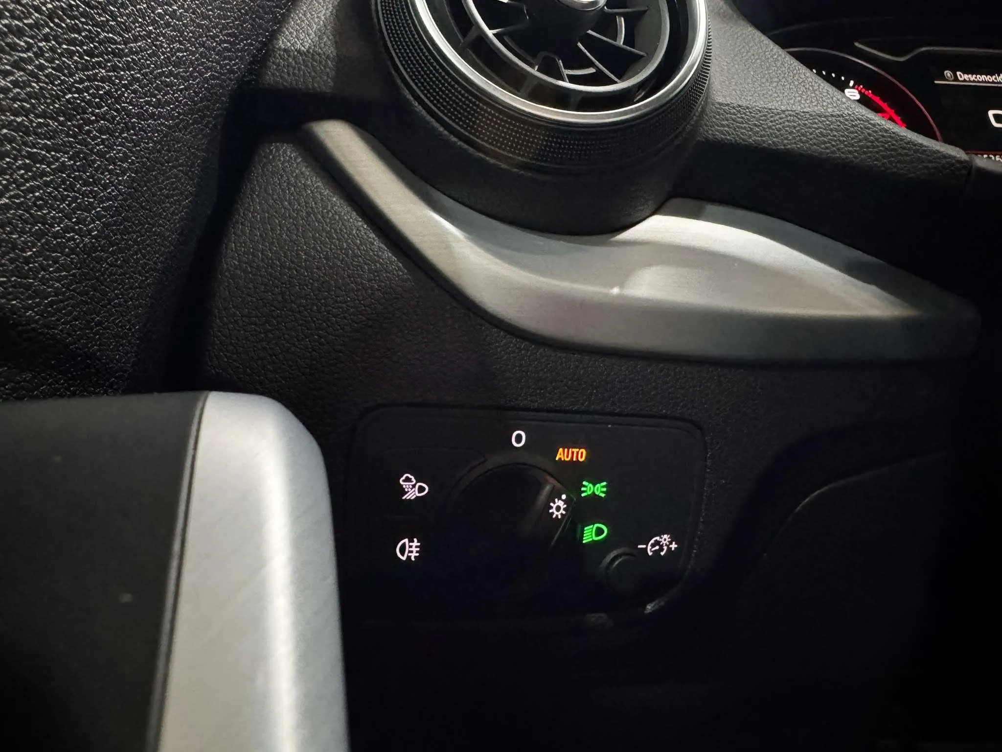 Audi Q2 Sport 35 TFSI - foto 17