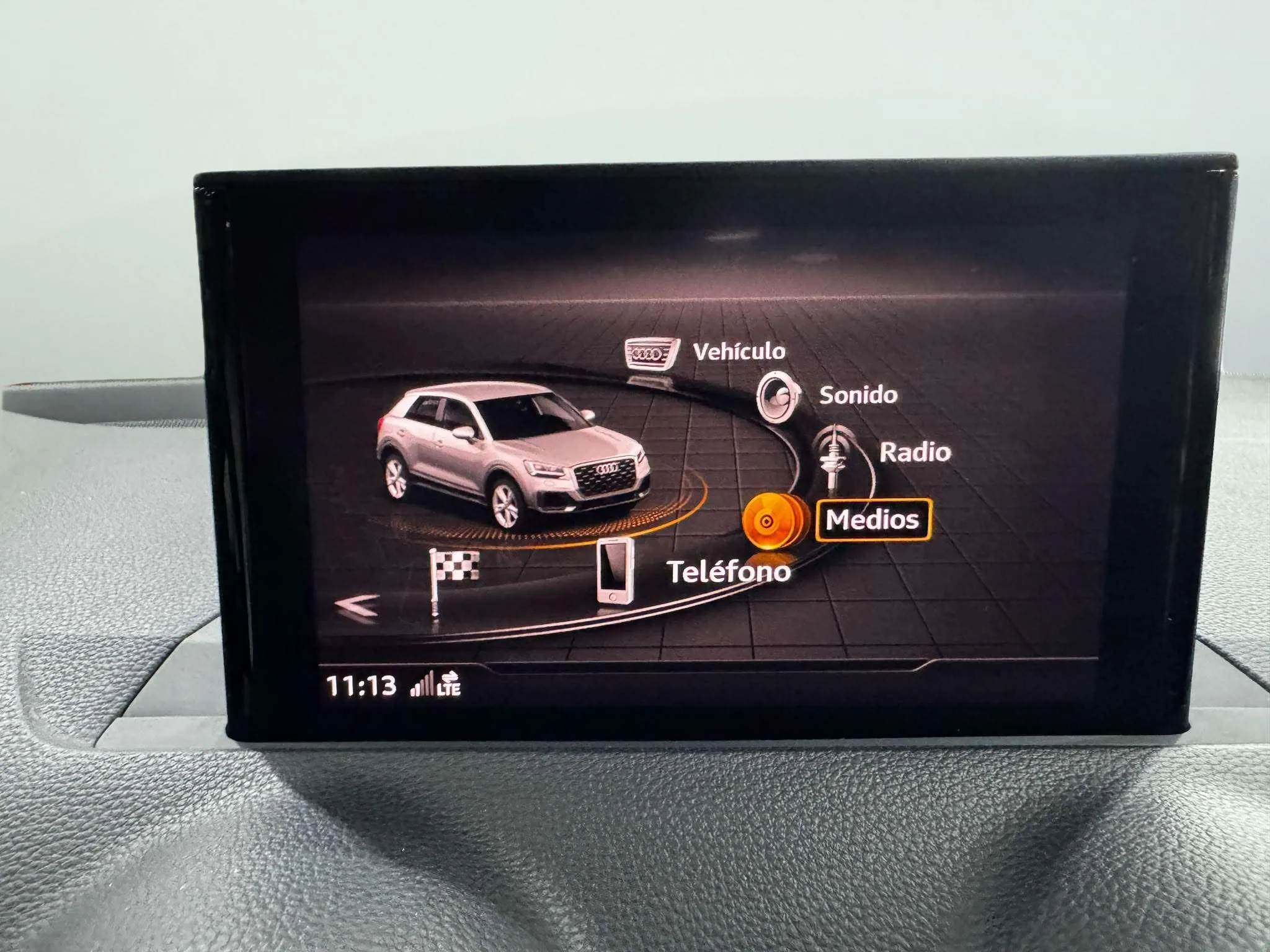 Audi Q2 Sport 35 TFSI - foto 13