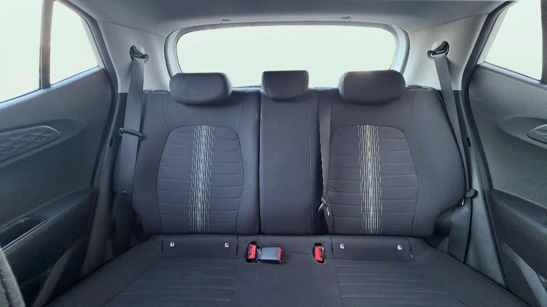 Hyundai i10 1.0 Tecno - foto 20