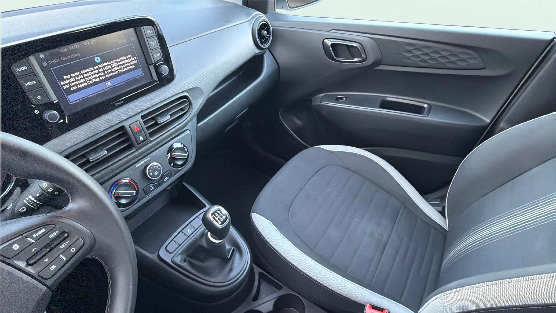 Hyundai i10 1.0 Tecno - foto 14