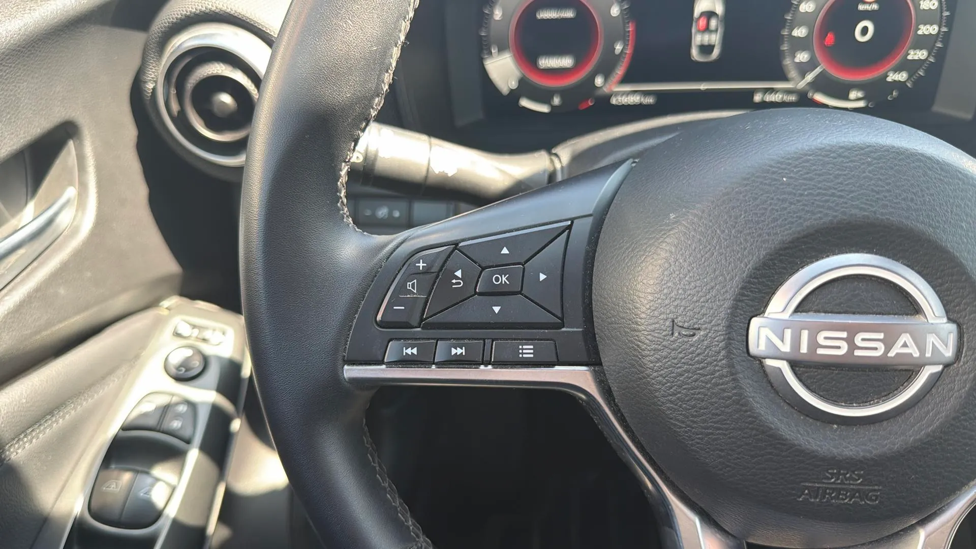 Nissan Juke DIG-T N-Connecta - foto 13