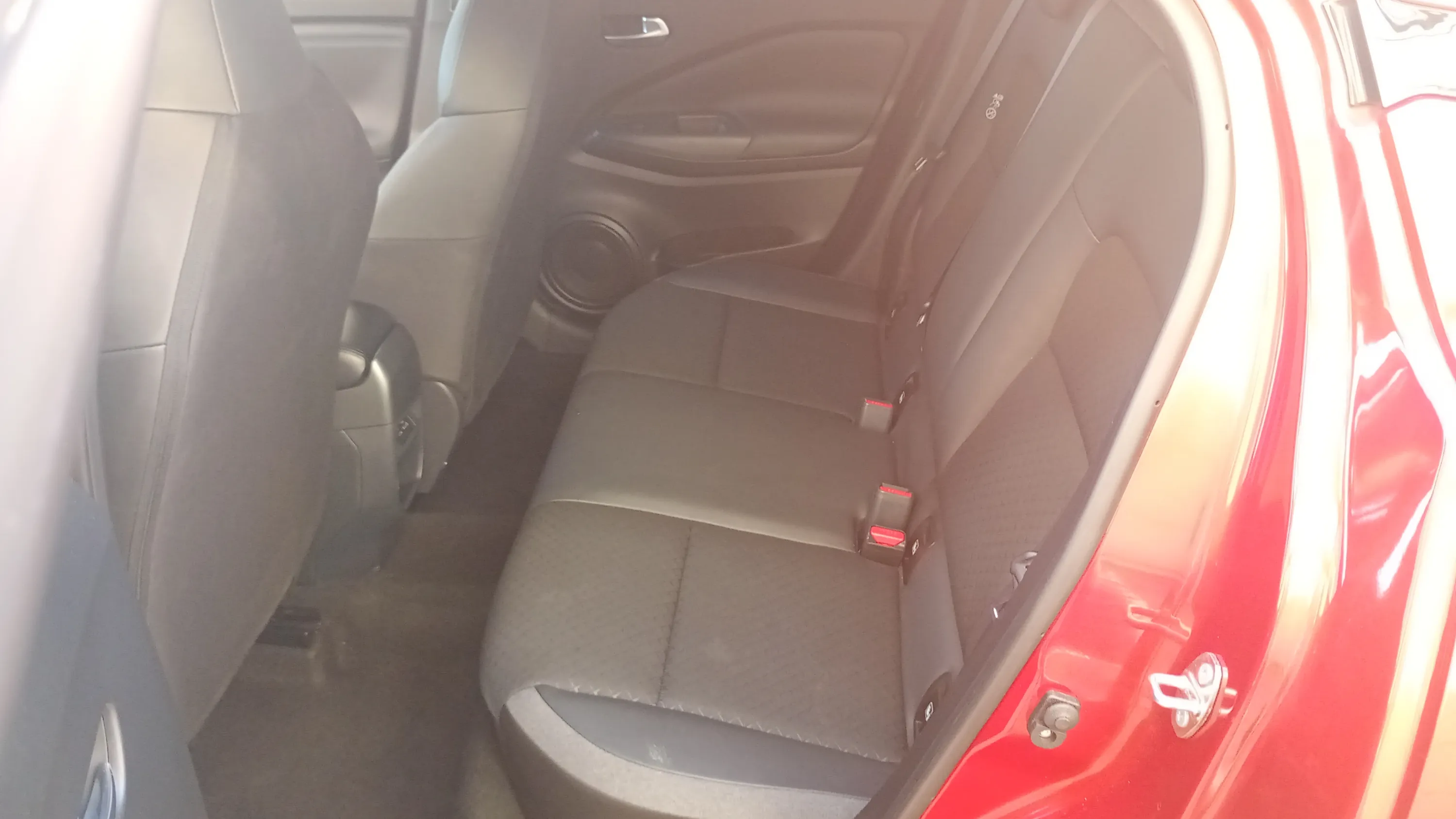 Nissan Juke DIG-T 6M/T N-Connecta - foto 24