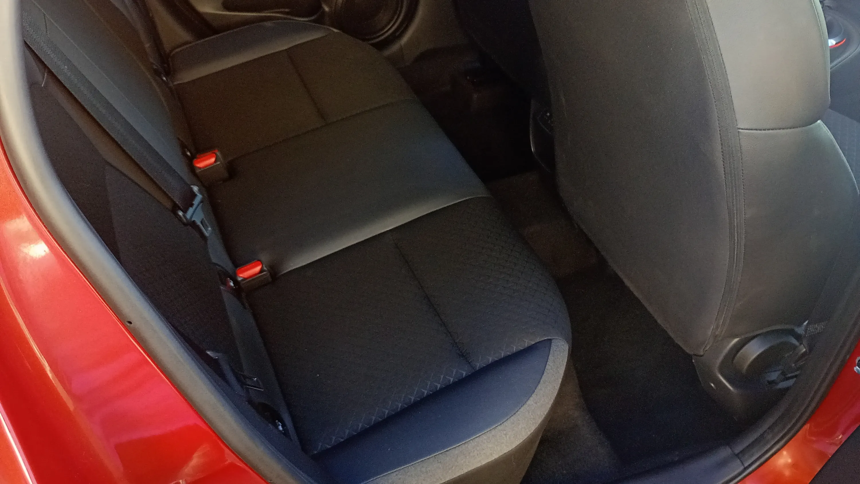 Nissan Juke DIG-T 6M/T N-Connecta - foto 30