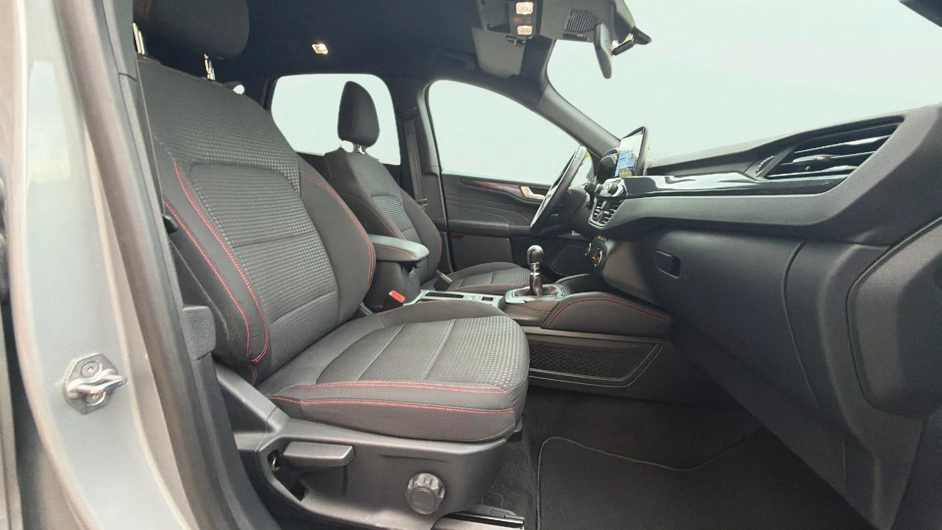 Ford Kuga ST-Line 1.5T EcoBoost - foto 13