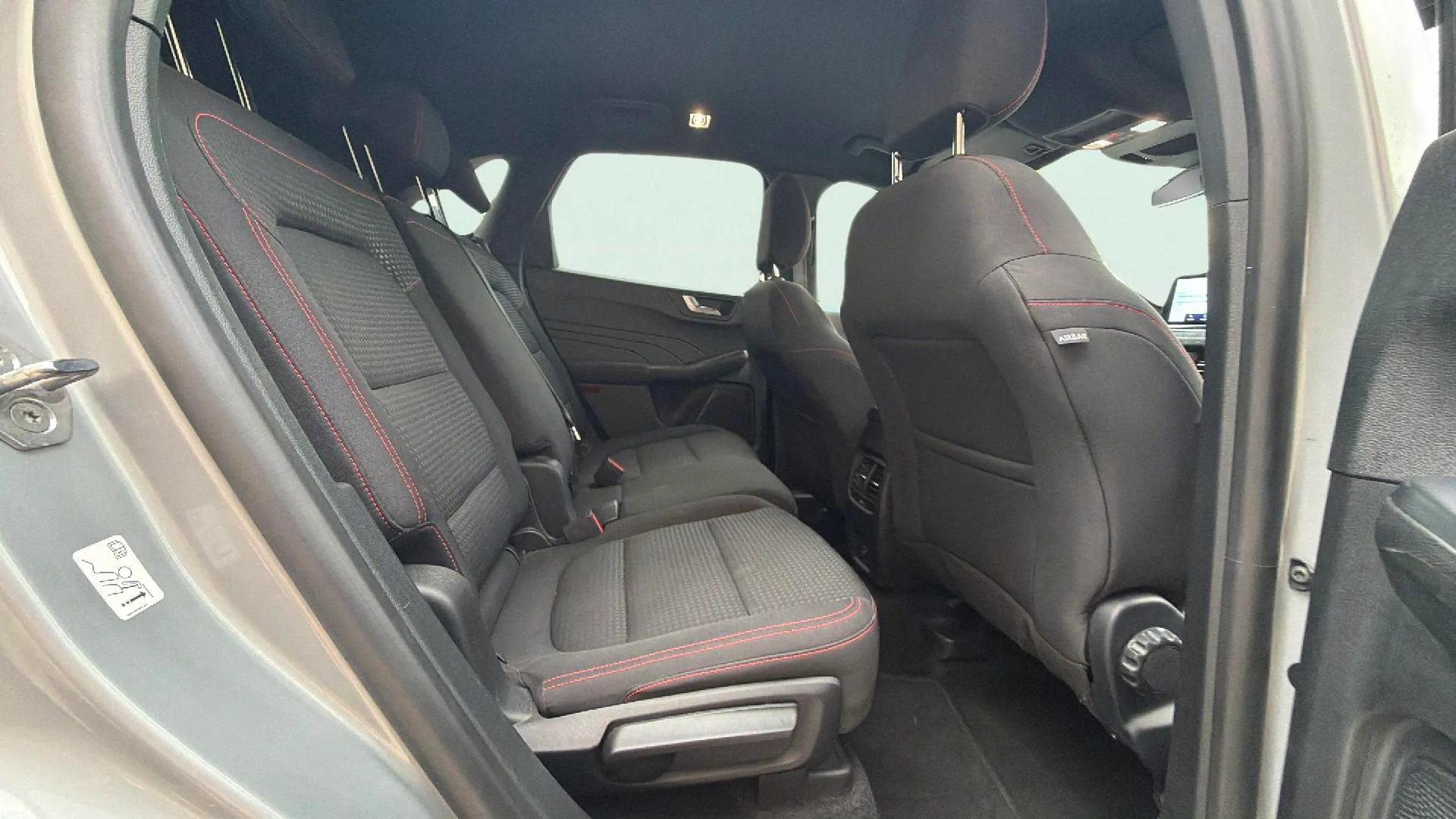Ford Kuga ST-Line 1.5T EcoBoost - foto 14