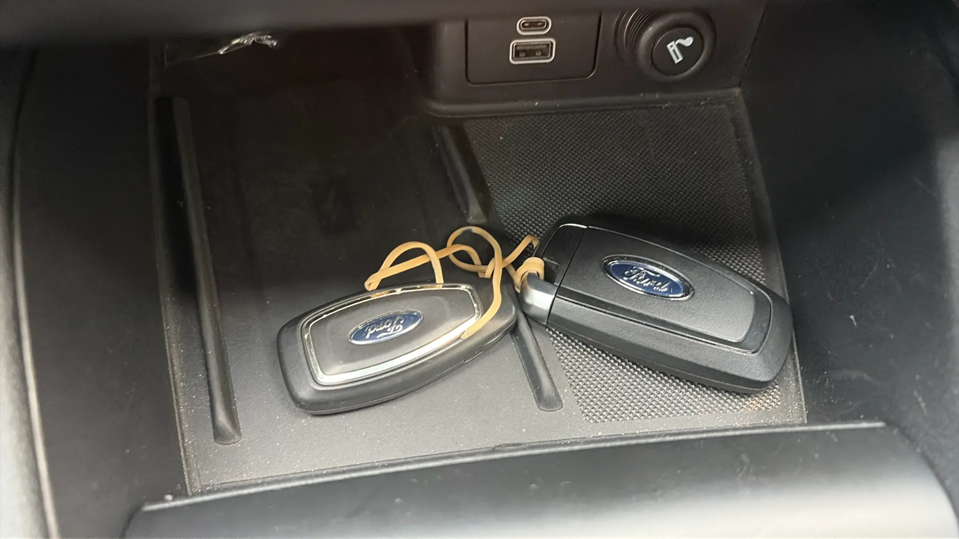 Ford Kuga ST-Line 1.5T EcoBoost - foto 19