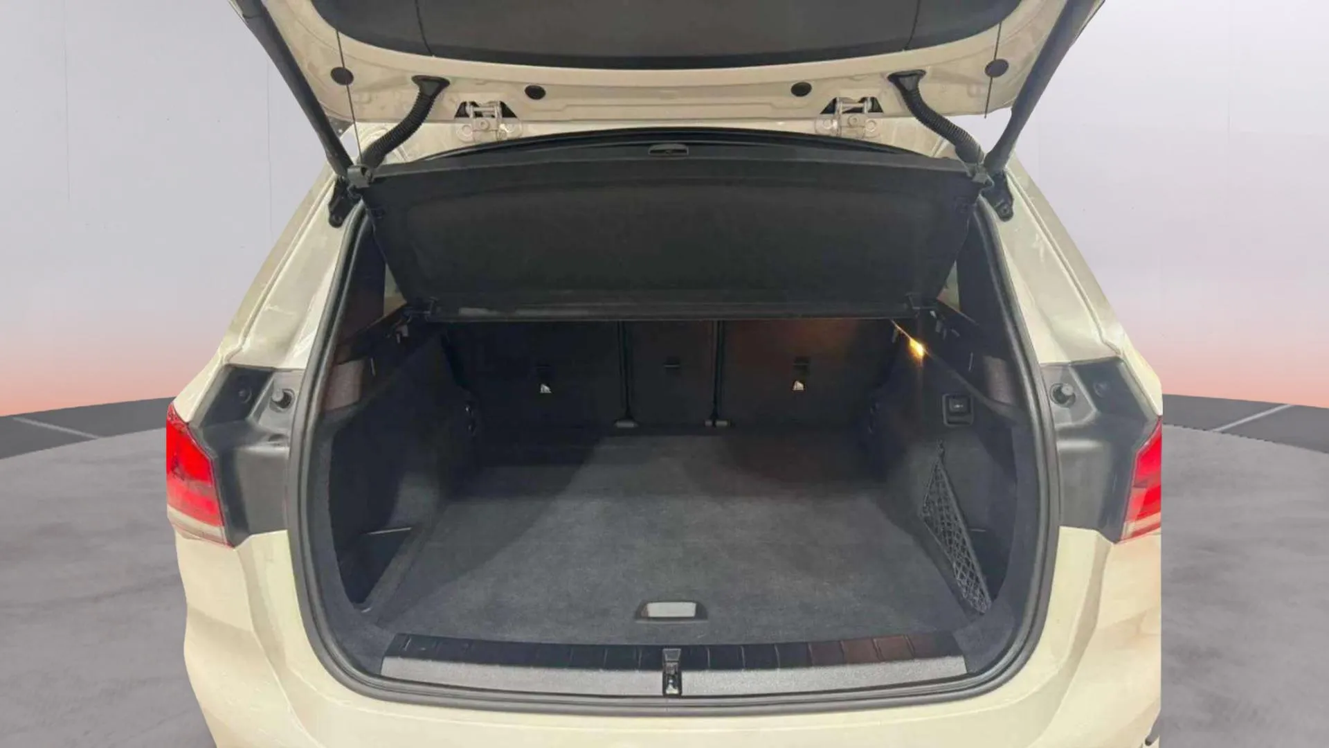 BMW X1 sDrive16d - foto 10
