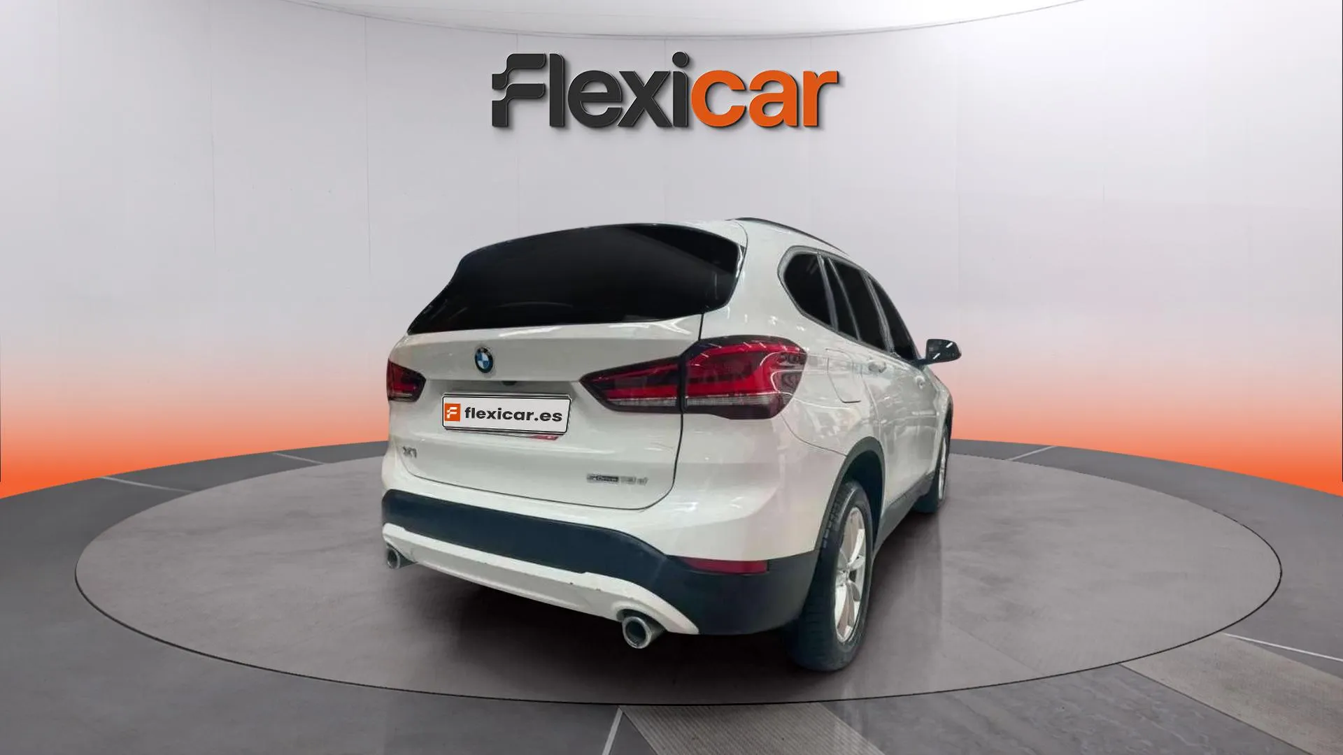 BMW X1 sDrive16d - foto 3