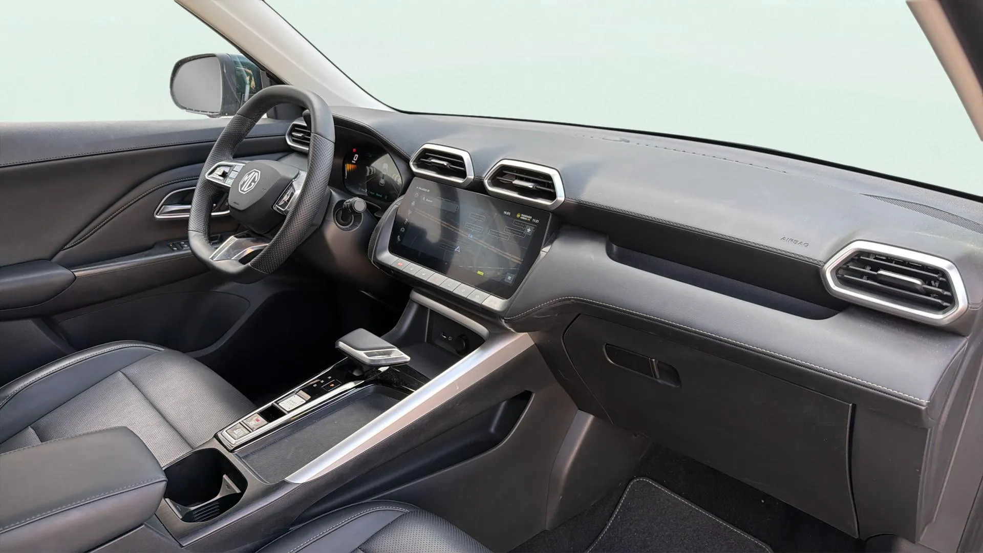 MG ZS Hybrid+ Luxury - foto 9