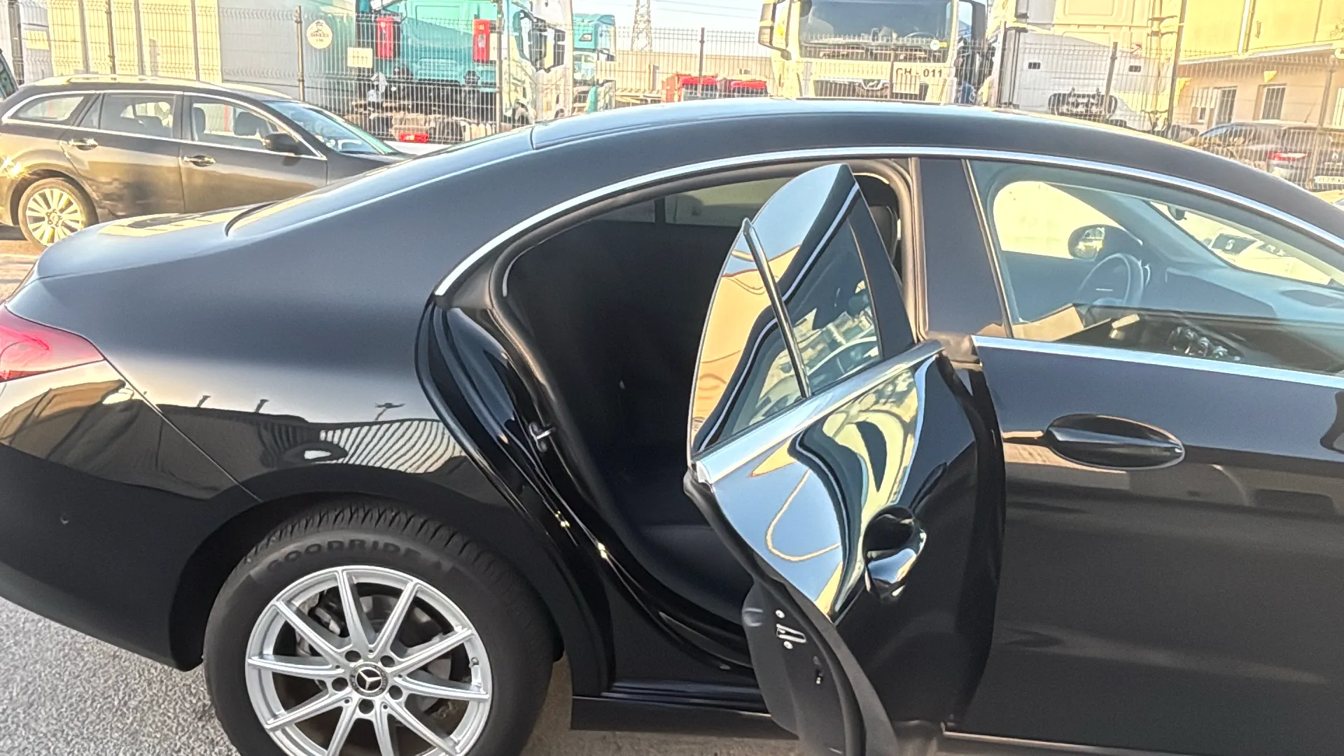 Mercedes-Benz CLA 180 - foto 13