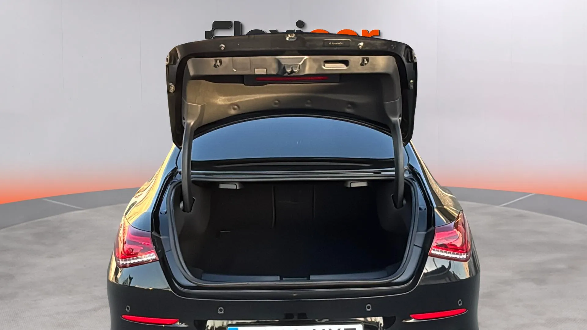 Mercedes-Benz CLA 180 - foto 14