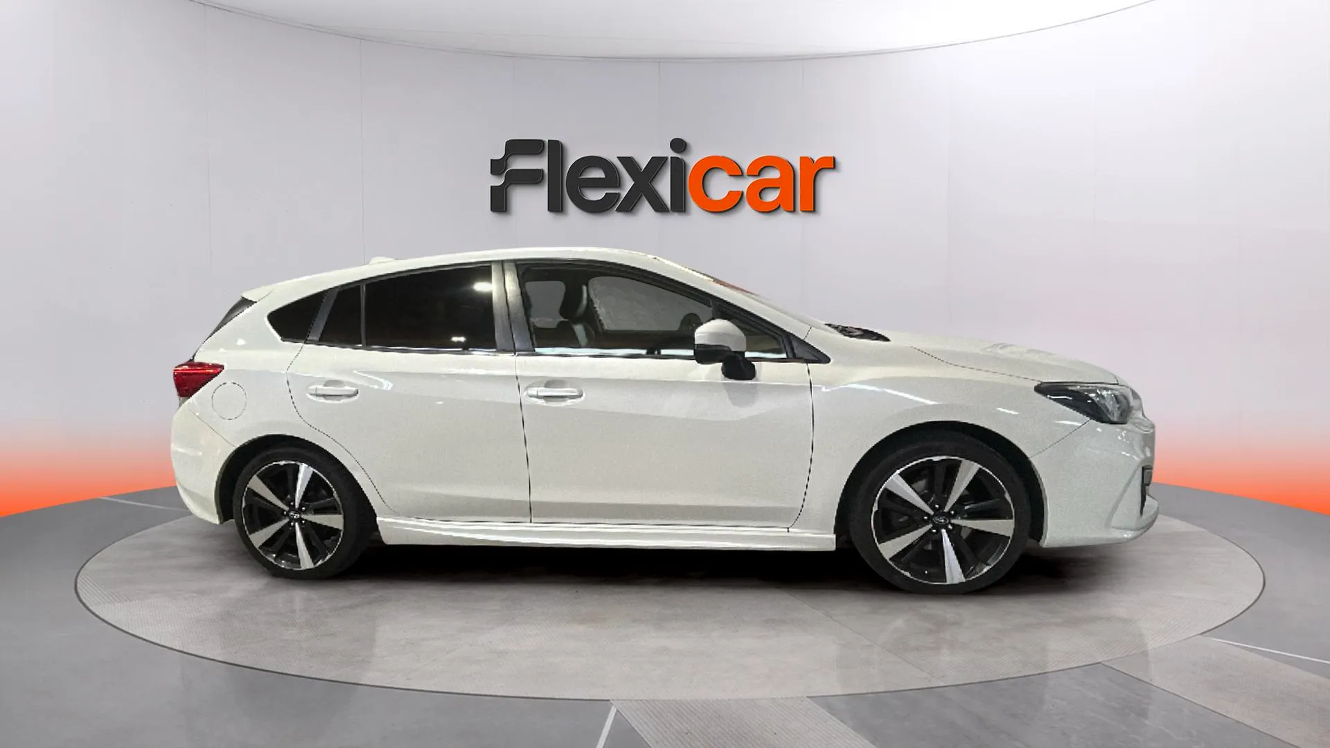 Subaru Impreza 1.6i-S CVT Lineartronic Executive AWD - foto 8