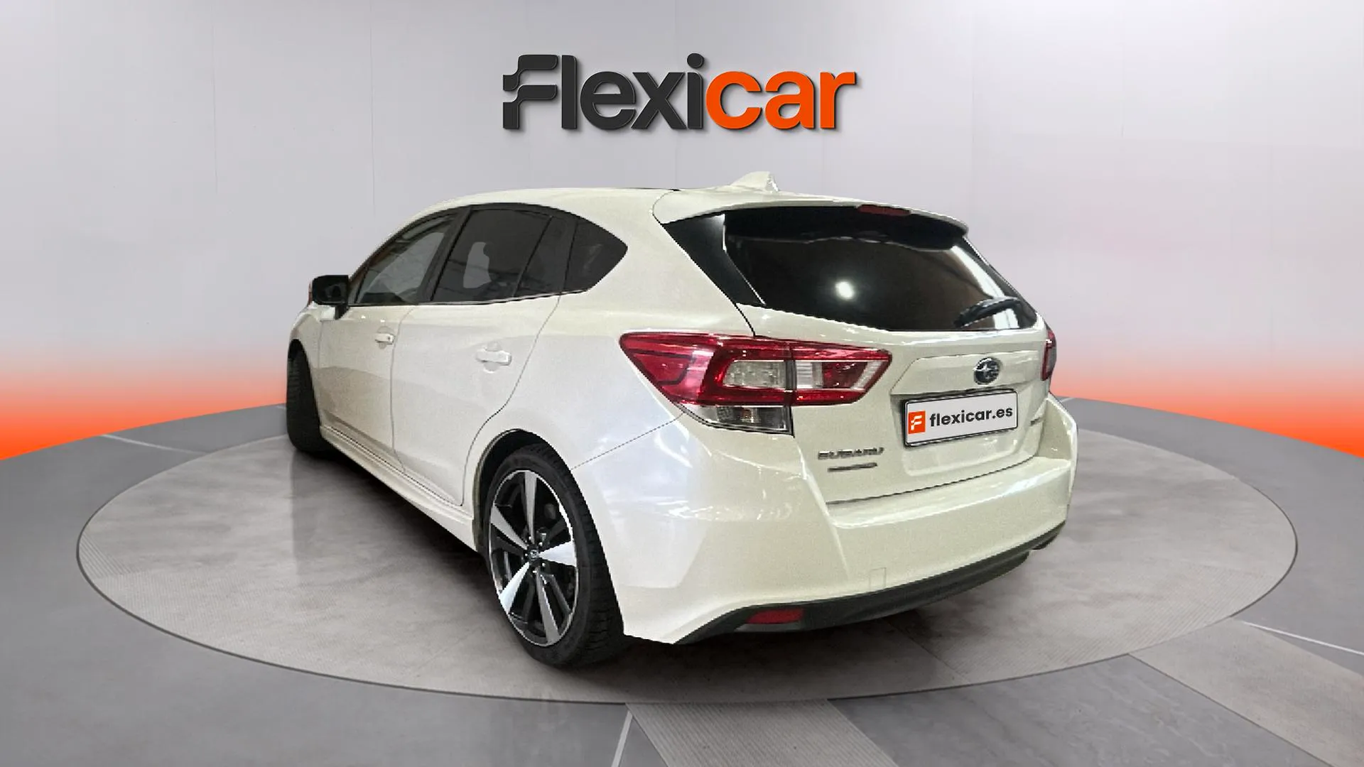 Subaru Impreza 1.6i-S CVT Lineartronic Executive AWD - foto 5
