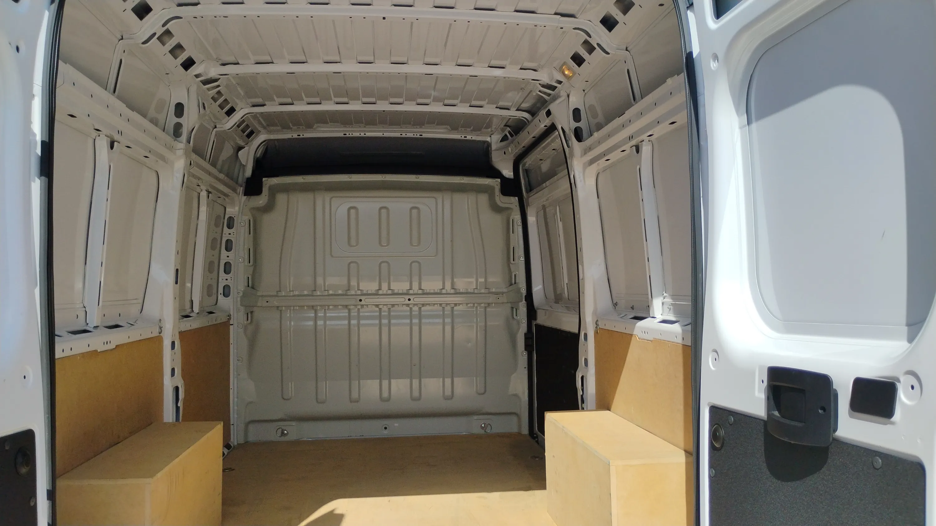 Fiat Ducato 30 L2H2 2.3 - foto 13