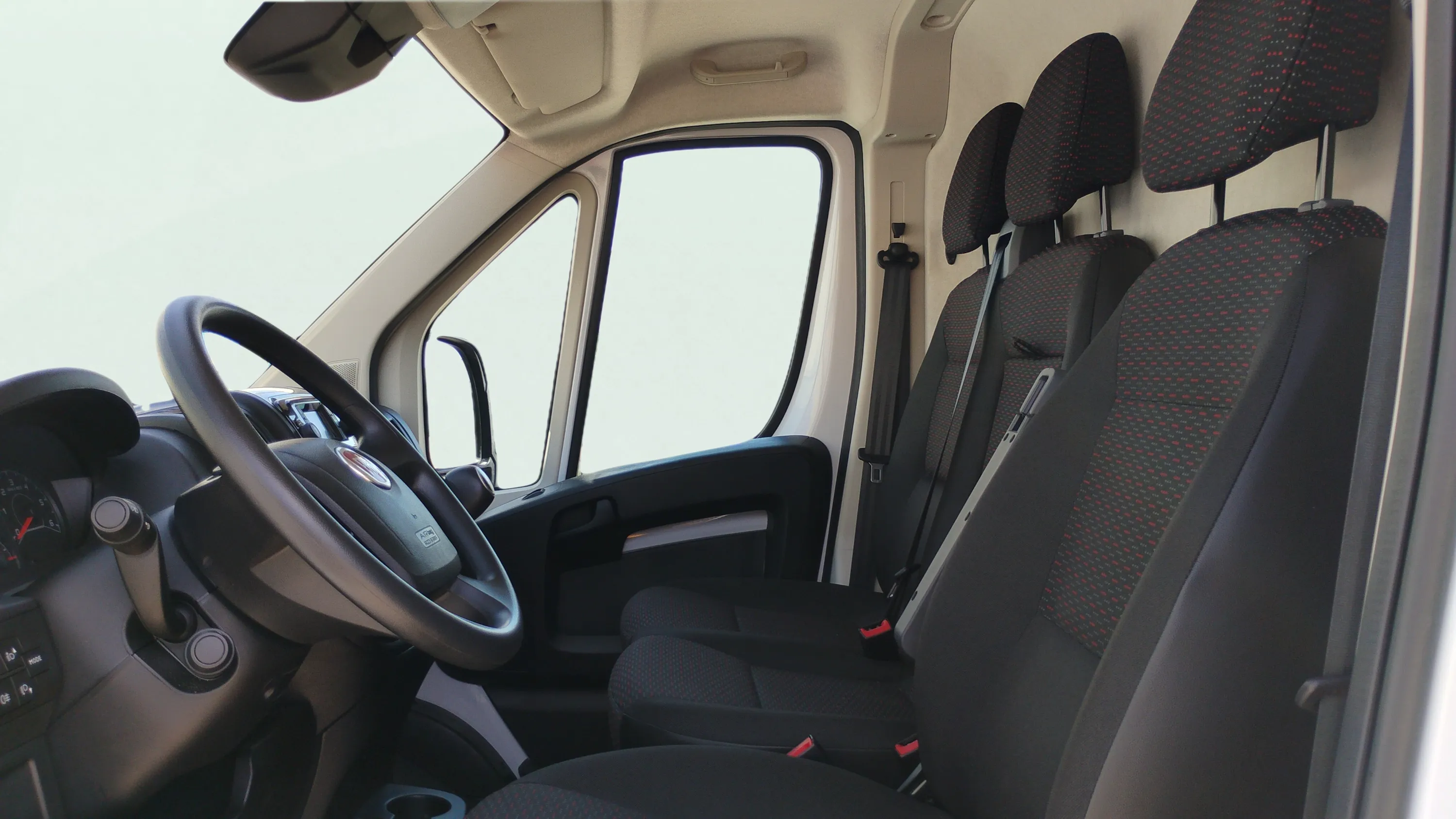 Fiat Ducato 30 L2H2 2.3 - foto 19