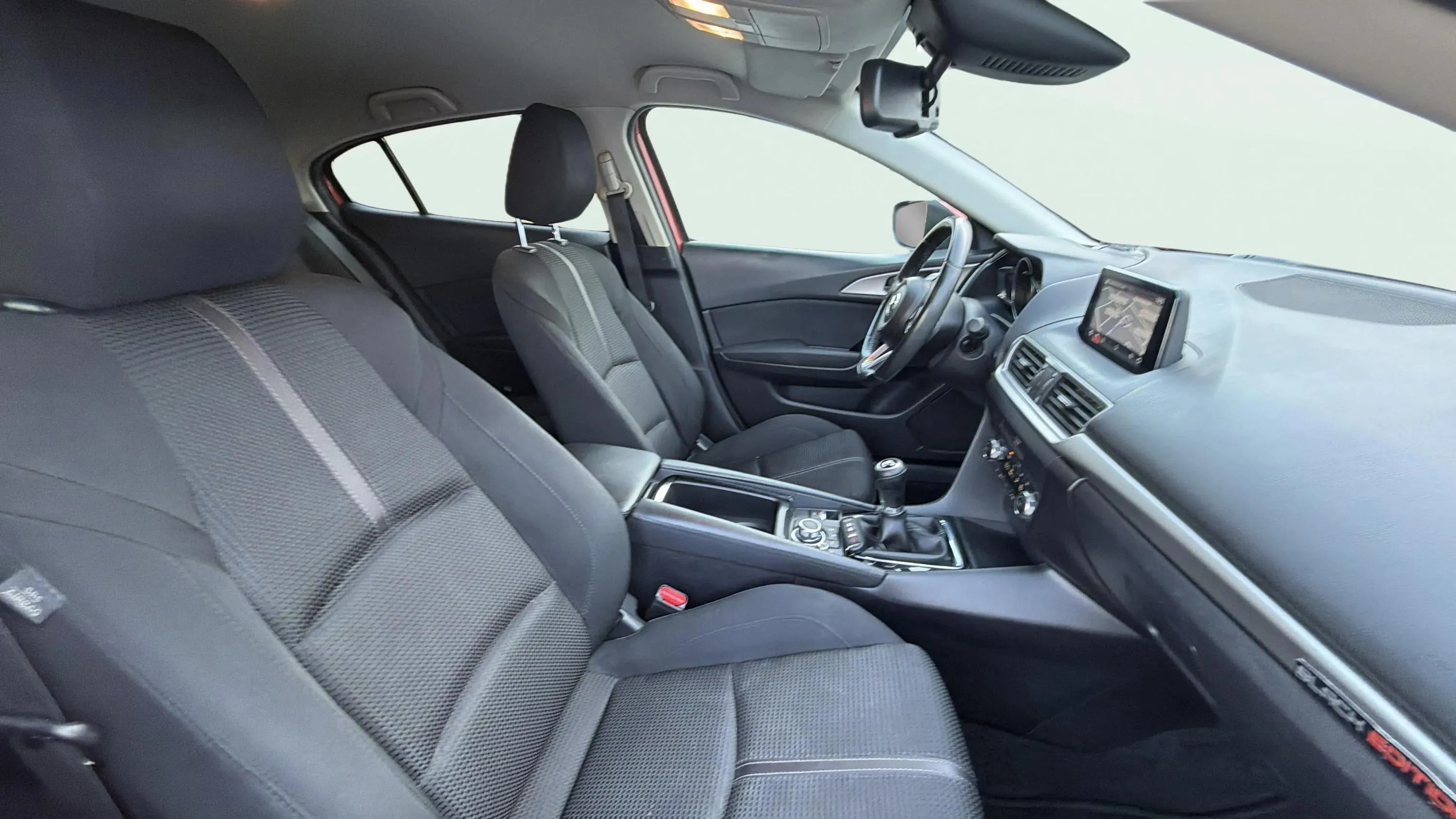 Mazda Mazda3 1.5 DE Black Tech Edition - foto 18