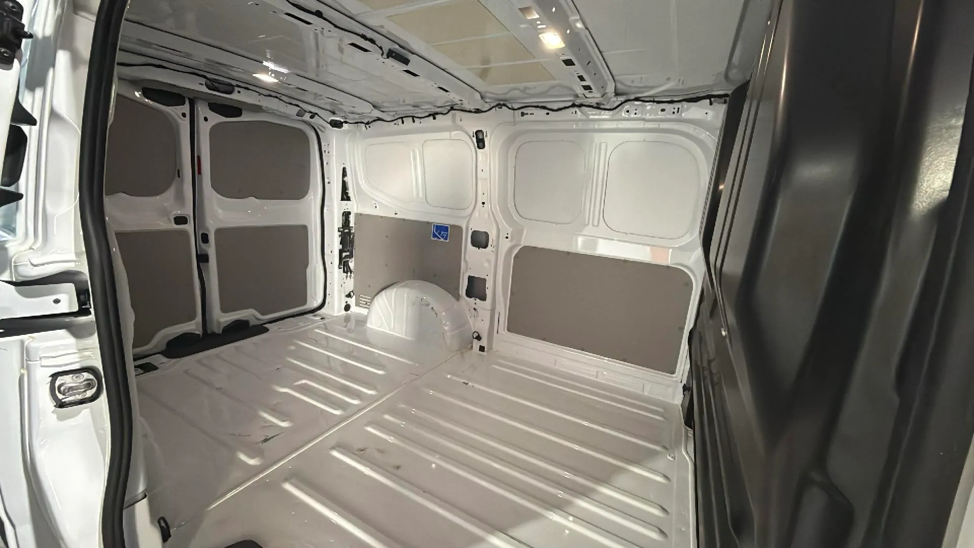 Volkswagen Transporter L - foto 20