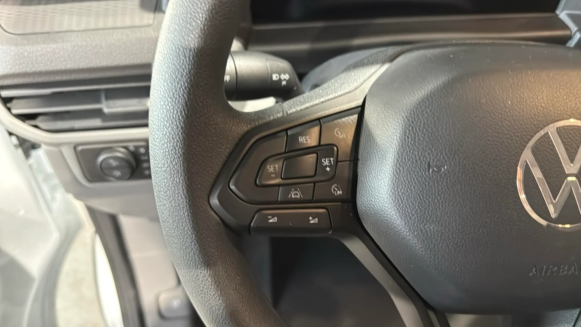 Volkswagen Transporter L - foto 13