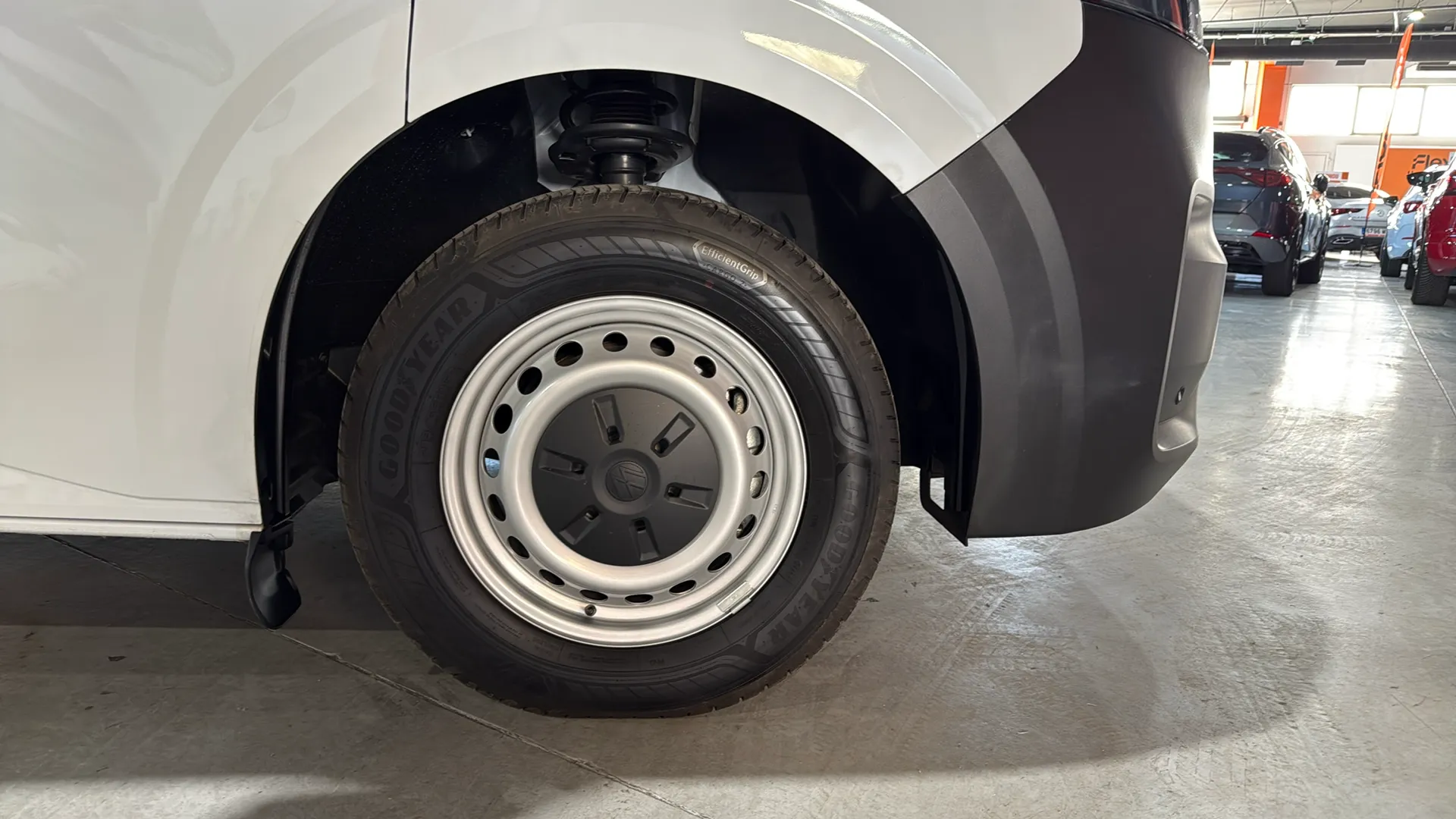 Volkswagen Transporter L - foto 22