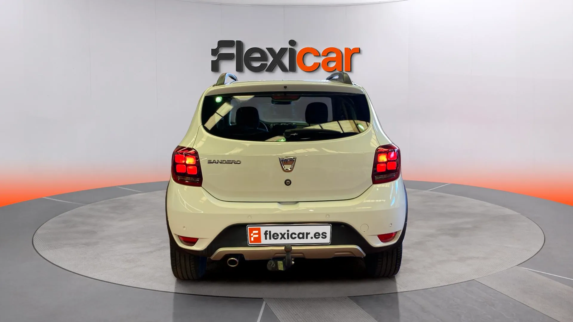 Dacia Sandero Stepway Essential TCe (90V) - foto 6