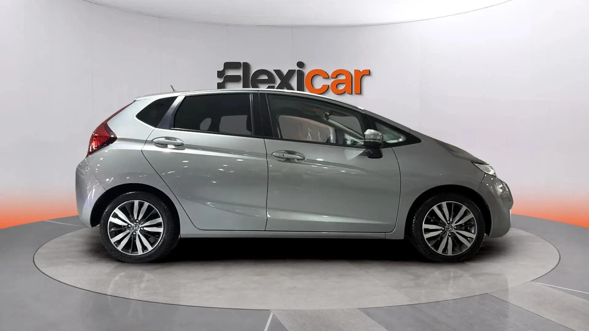 Honda Jazz 1.3 i-VTEC CVT Elegance Navi - foto 4