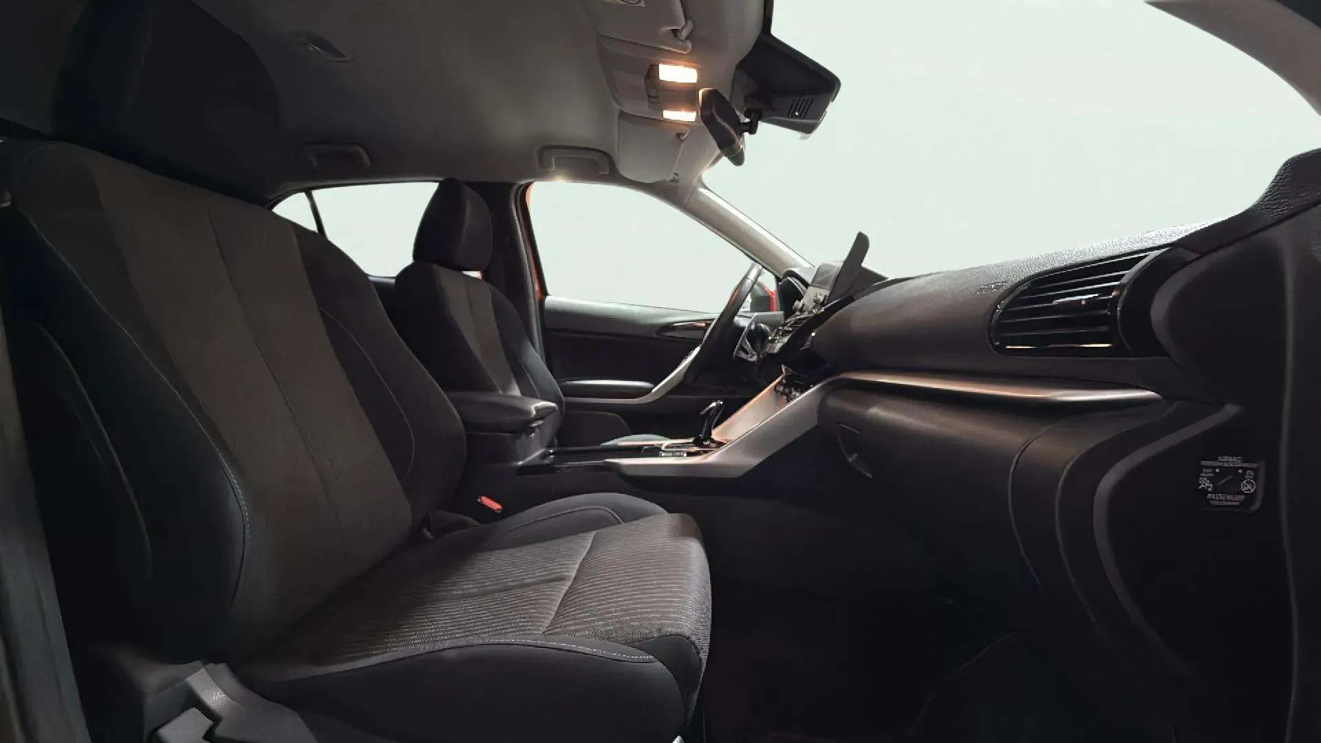 Mitsubishi Eclipse Cross 2.4 PHEV Kaiteki 4WD - foto 14
