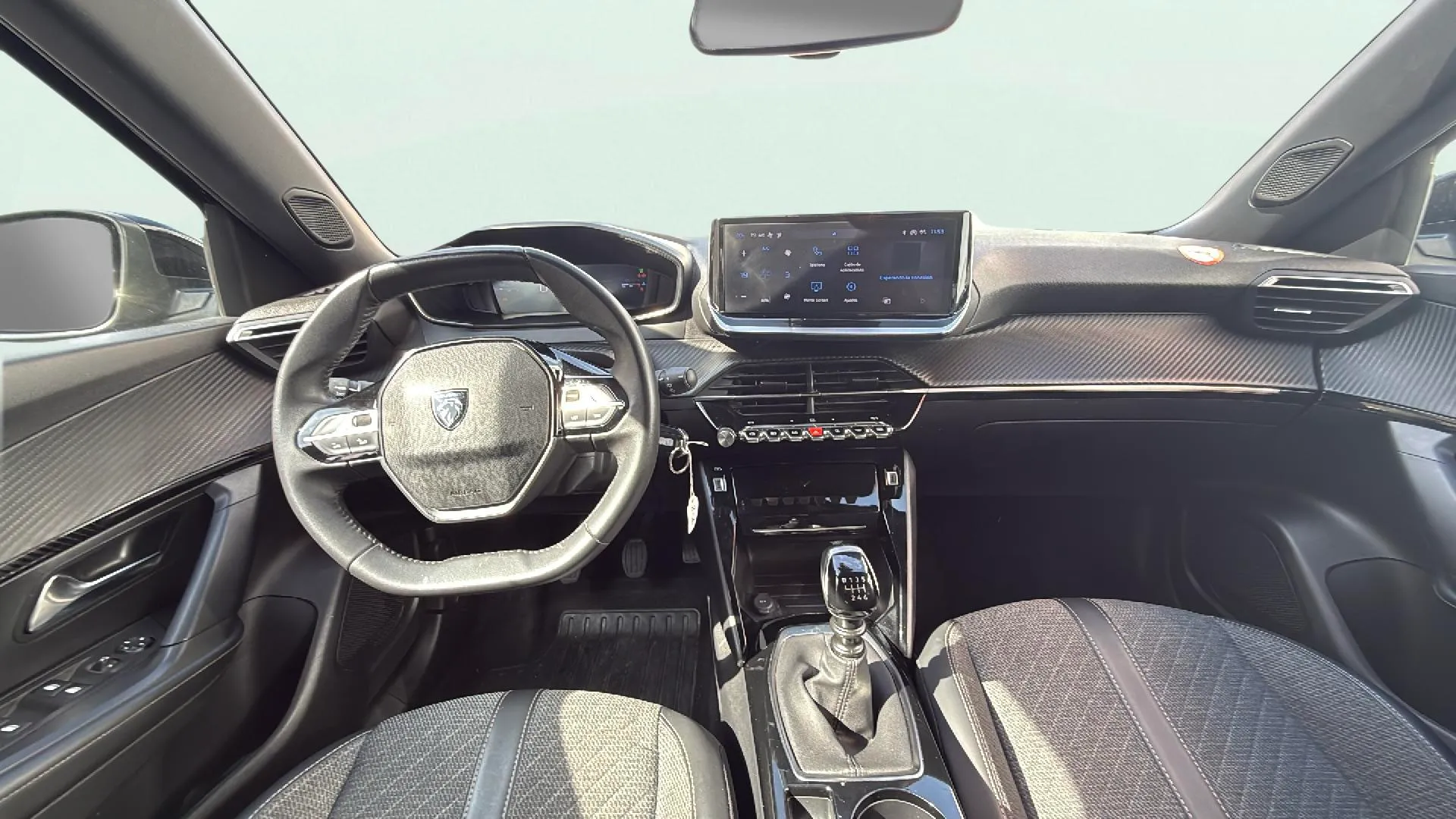 Peugeot 2008 Allure PureTech 100 - foto 12