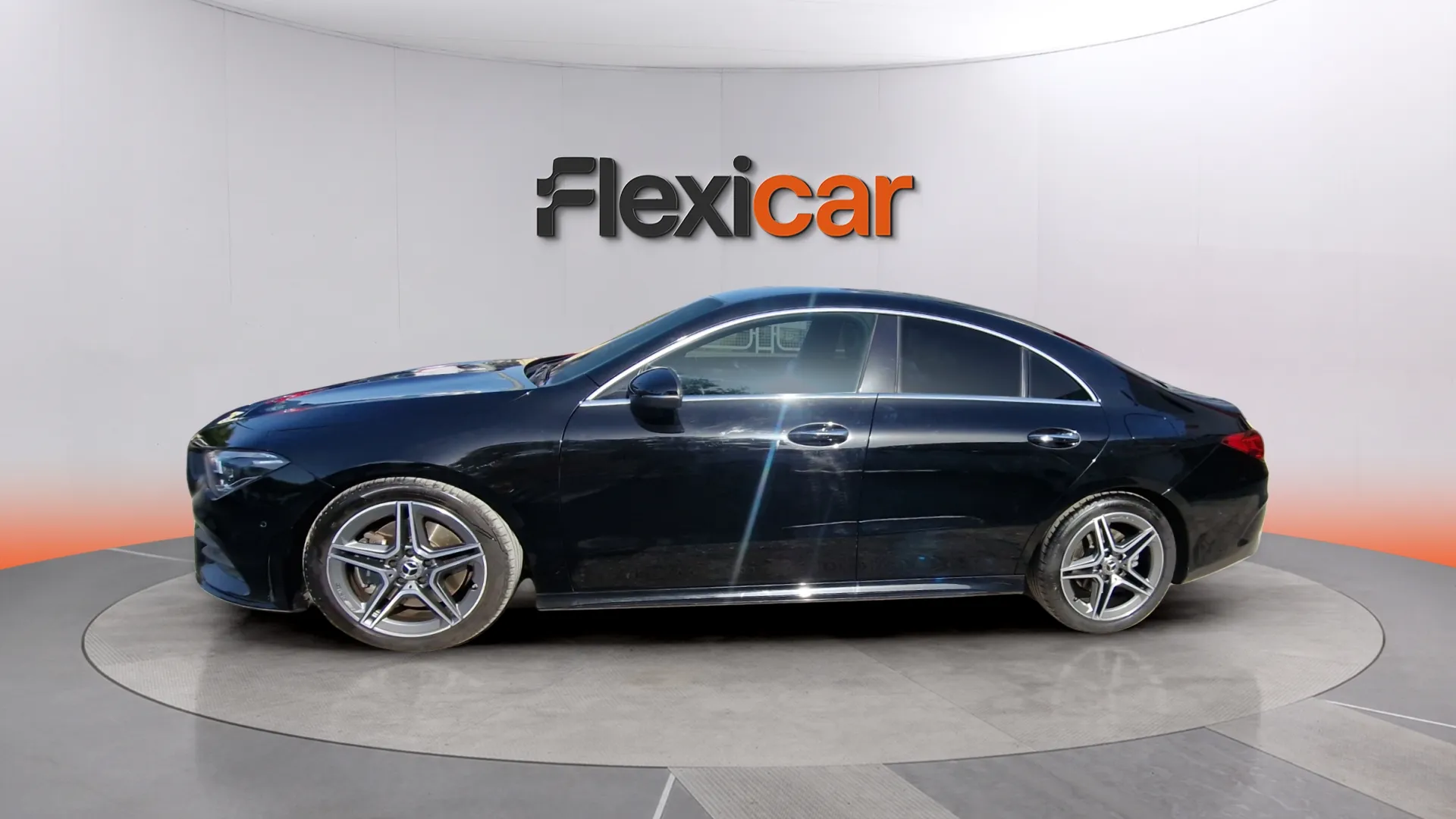 Mercedes-Benz CLA 200 D 4MATIC DCT - foto 7